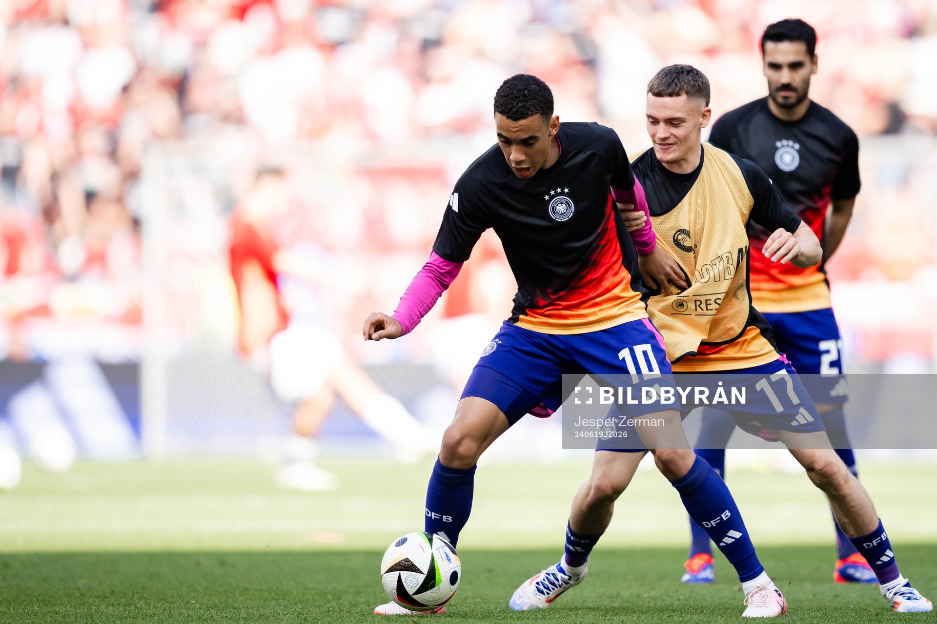 Jamal Musiala and Florian Wirtz of Germany