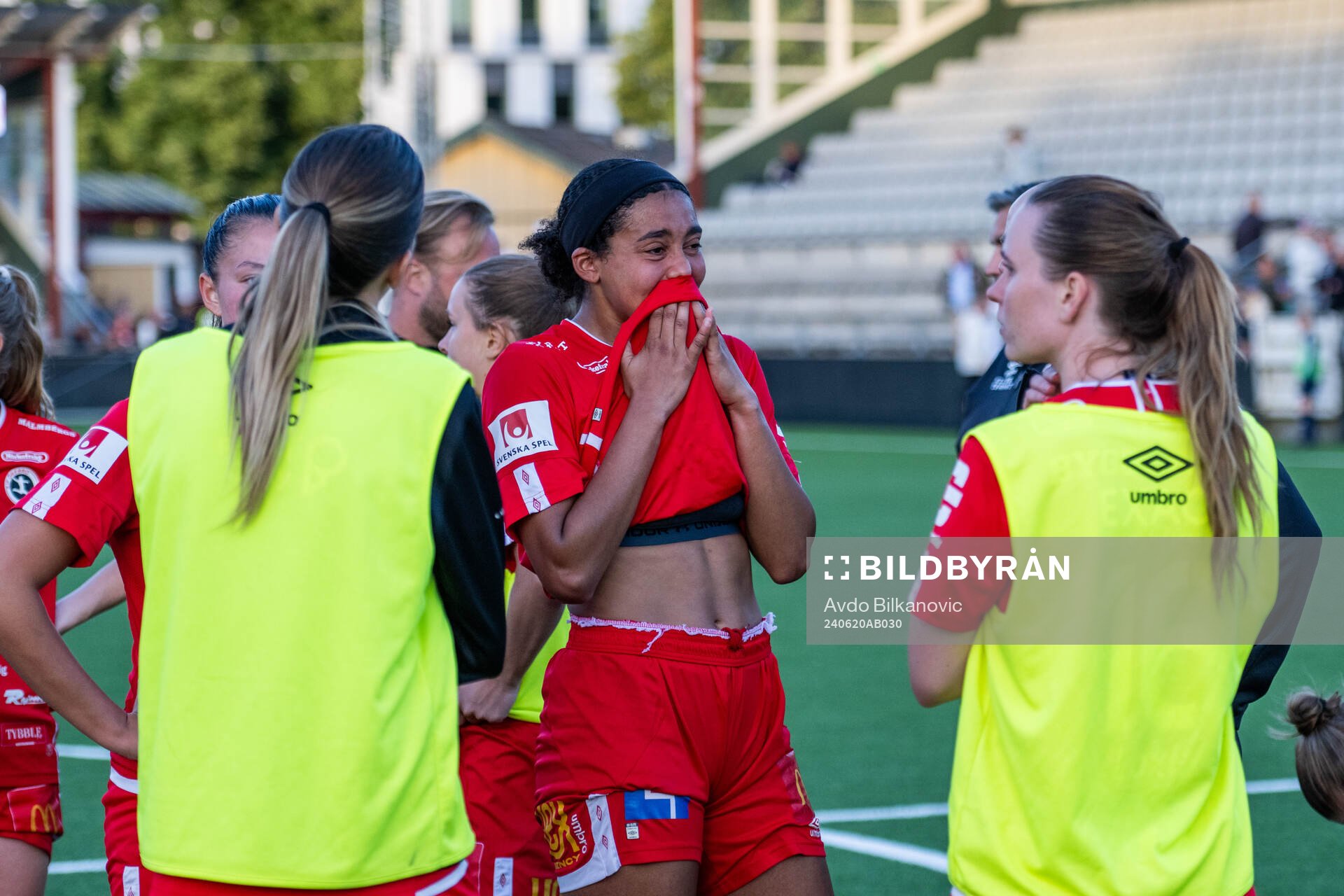 KIF Örebros Ashley Michelle Barron deppar