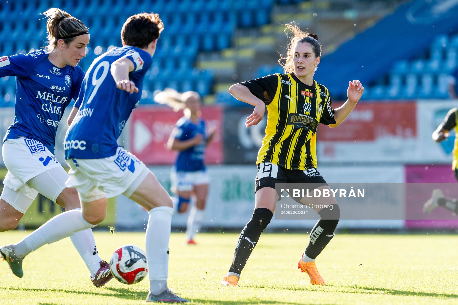 Häckens Clarissa Larisey och Trelleborgs Irmeli Jonsson