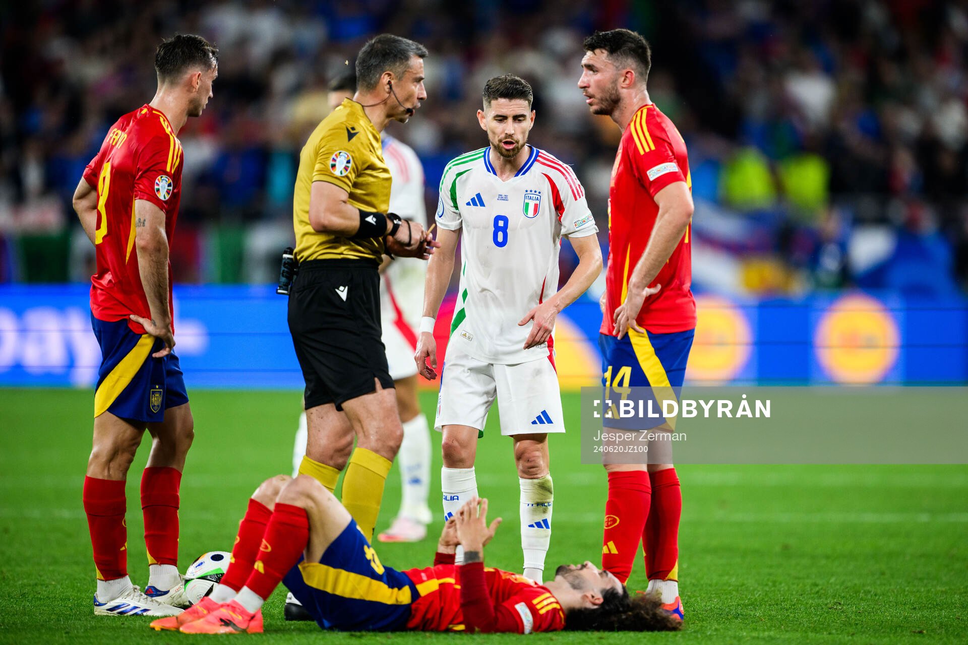 Jorginho of Italy reacts  towards  Marc Cucurella of Spain