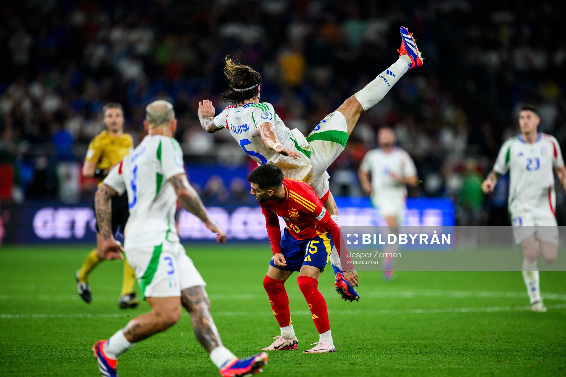 Alejandro Baena of Spain and Riccardo Calafiori of Italy