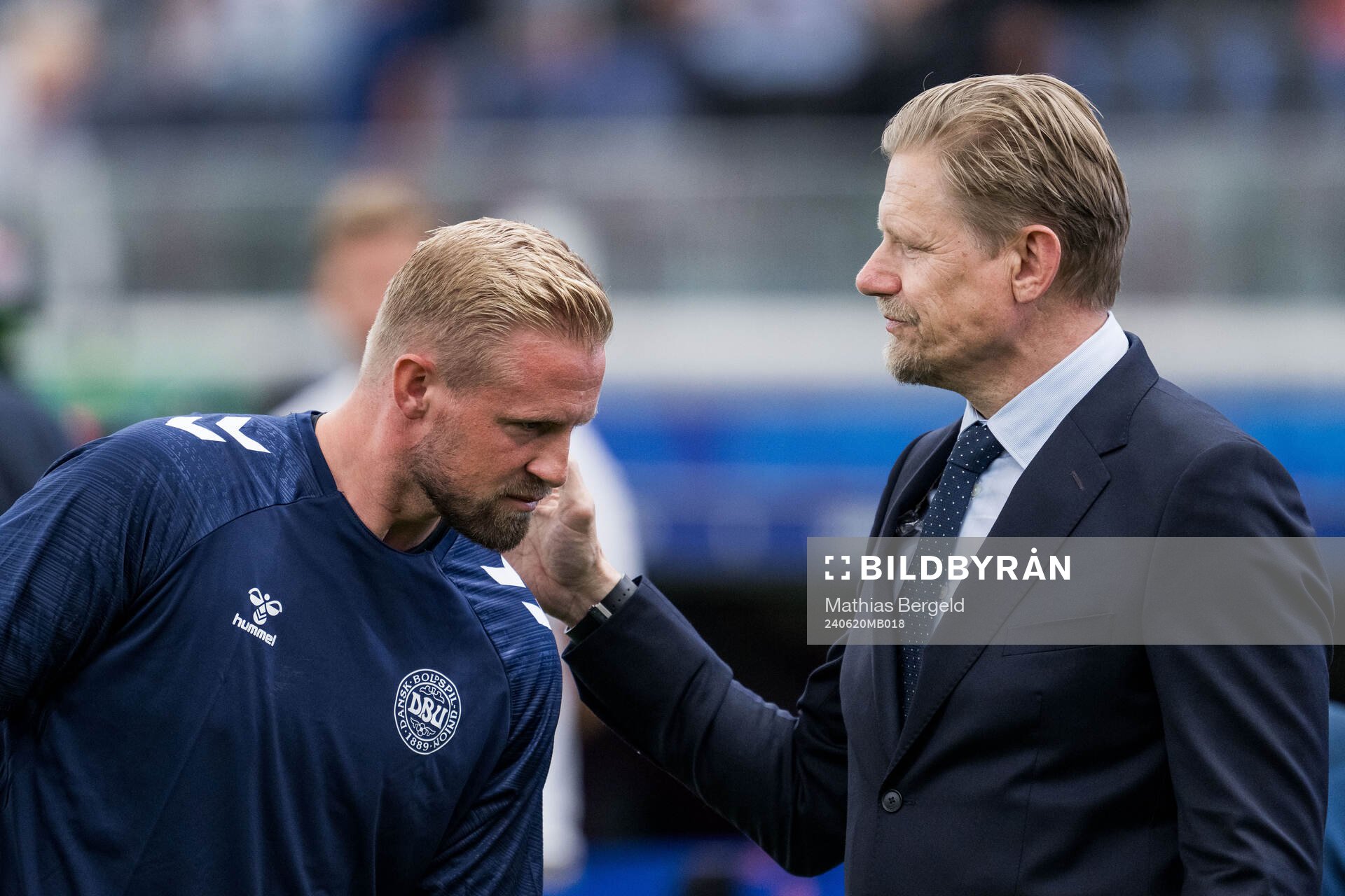 Goalkeeper Kasper Schmeichel of Denmark with father Peter Schmeichel ahead of the UEFA Euro 2024 Football Championship match between Denmark and England on June 20, 2024 in Frankfurt.