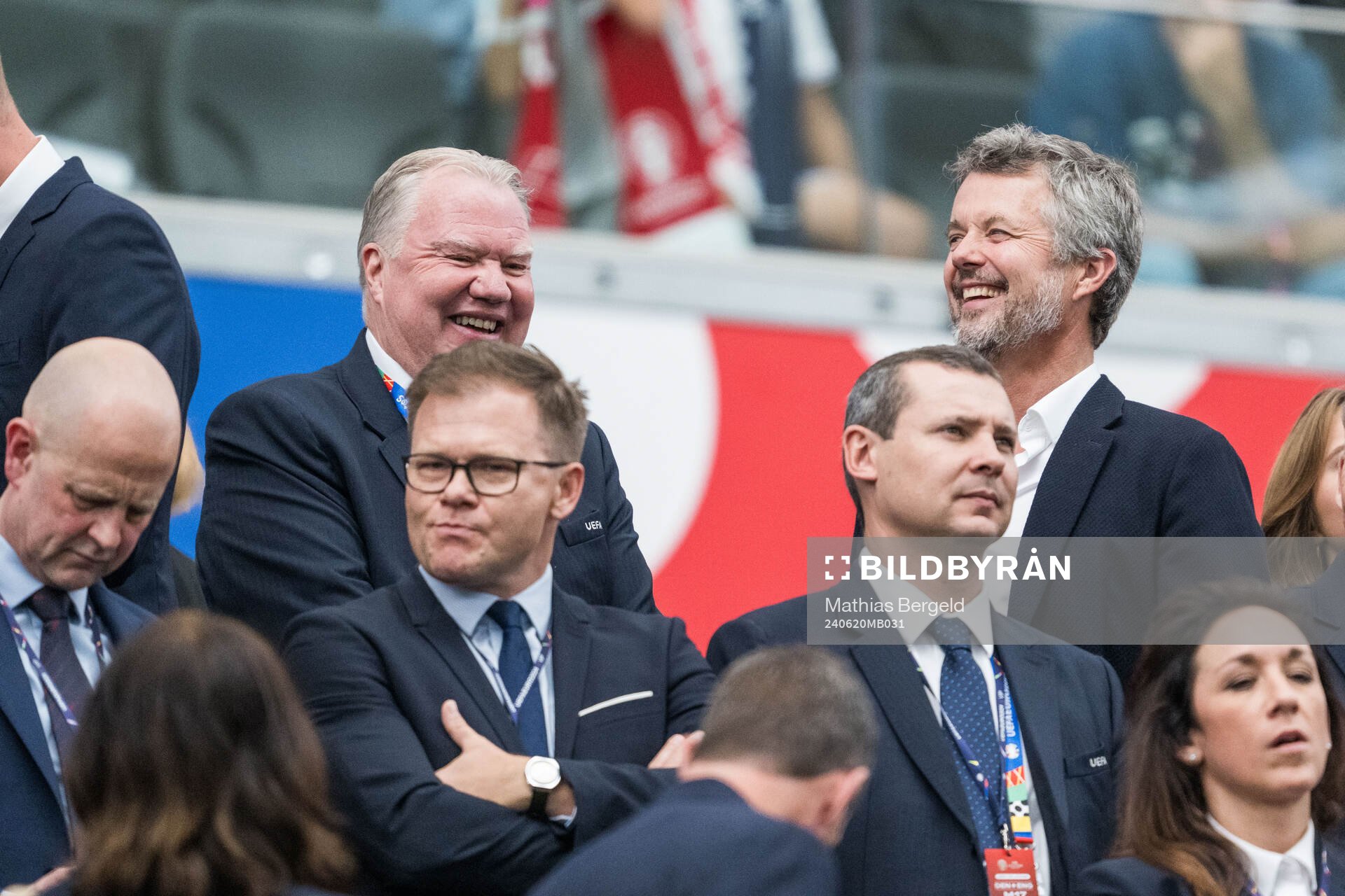 Karl-Erik Nilsson, first vice-president of UEFA, and King