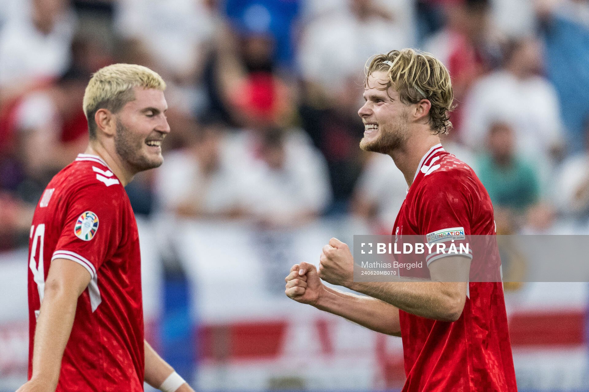 Morten Hjulmand of Denmark celebrates