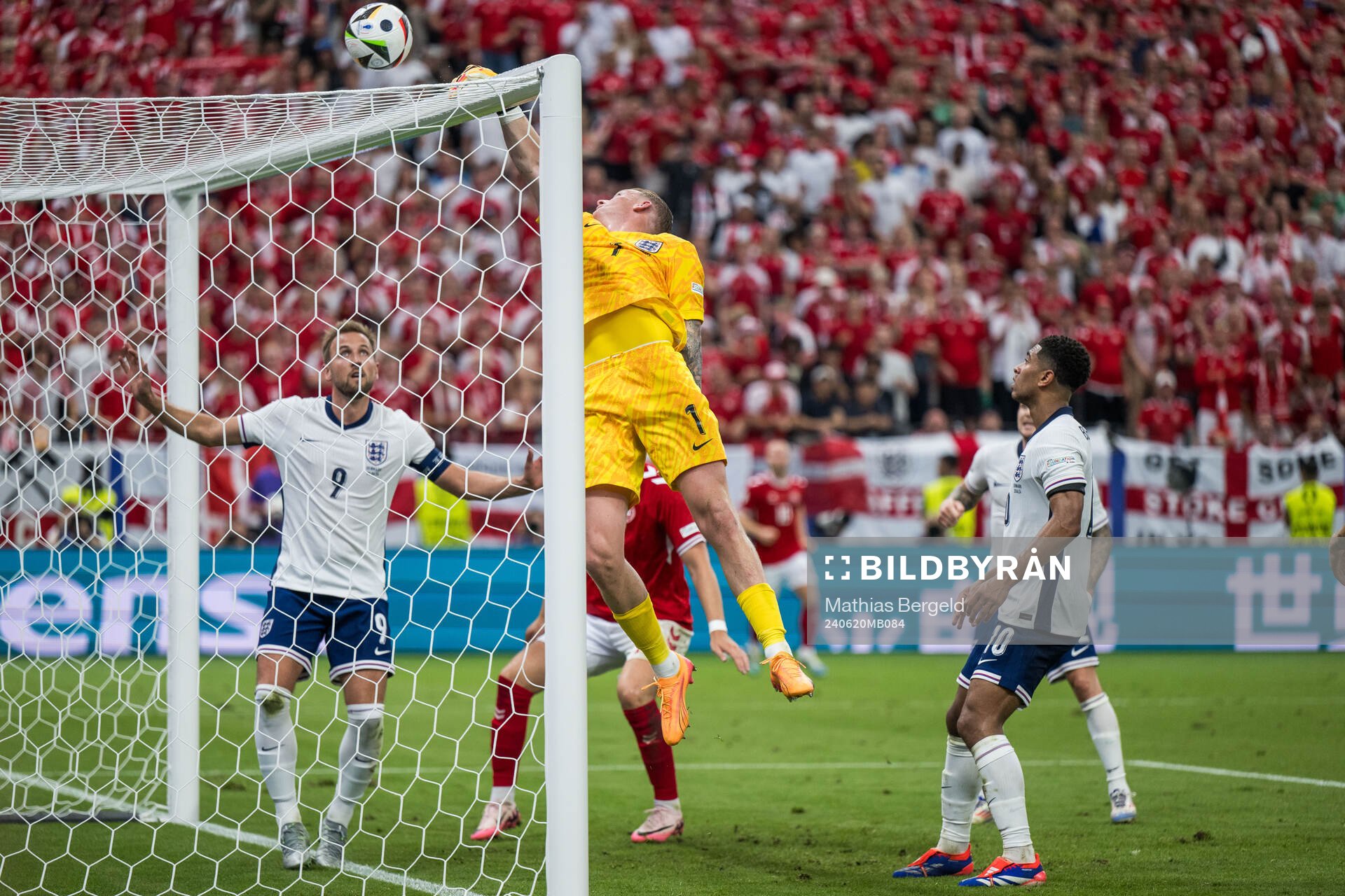 Goalkeeper Jordan Pickford of England
