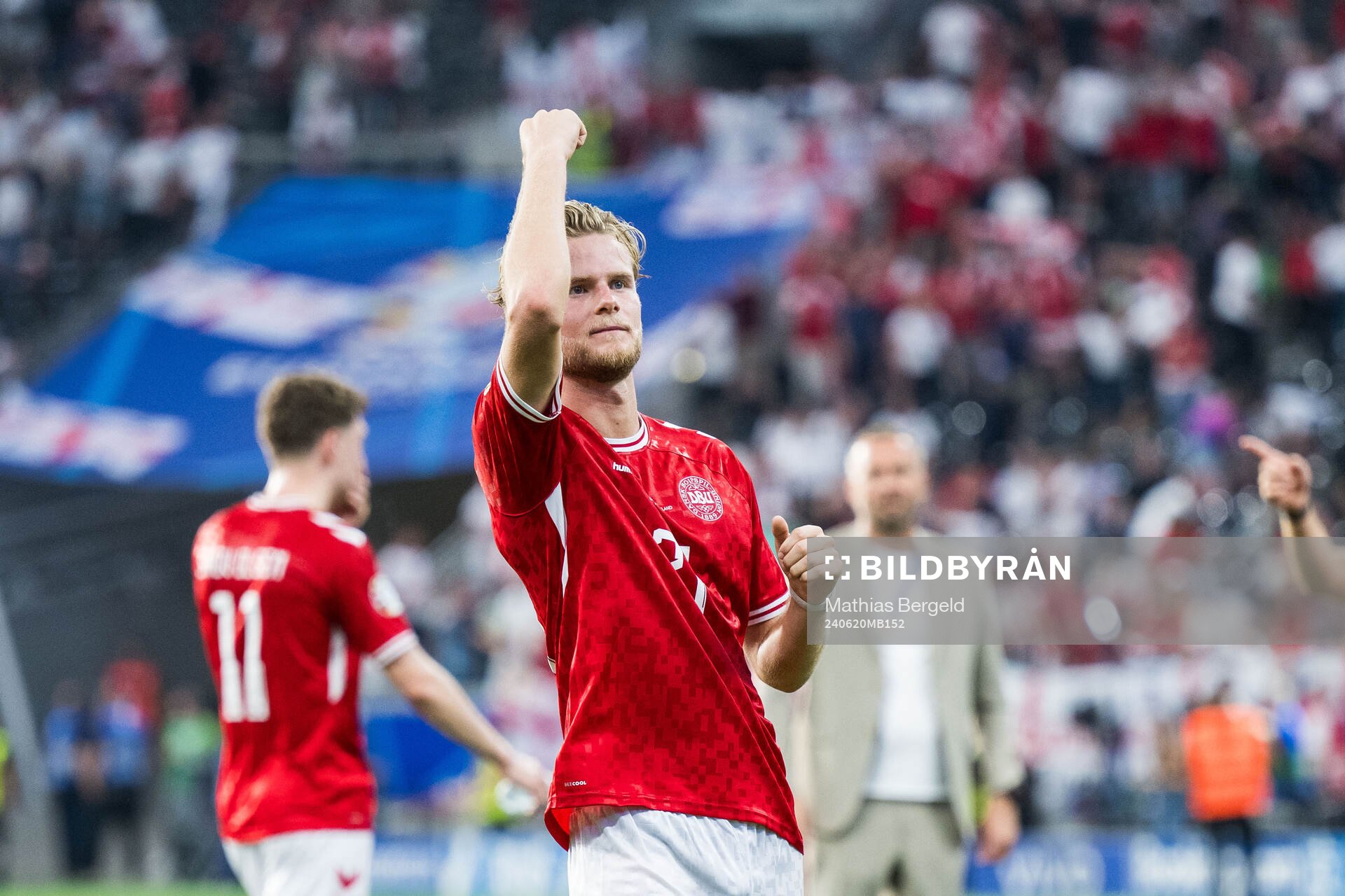 Morten Hjulmand of Denmark celebrates
