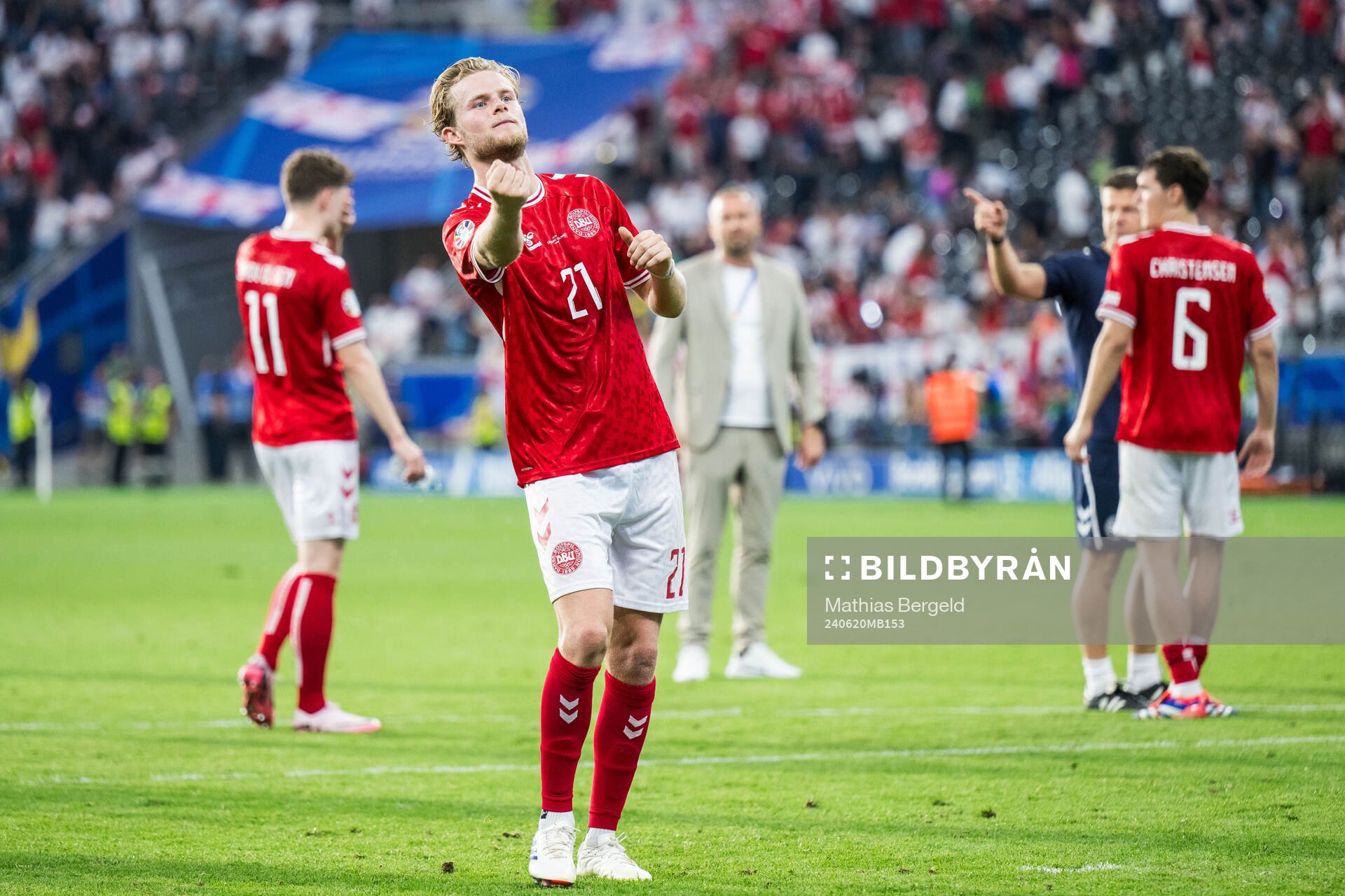 Morten Hjulmand of Denmark celebrates