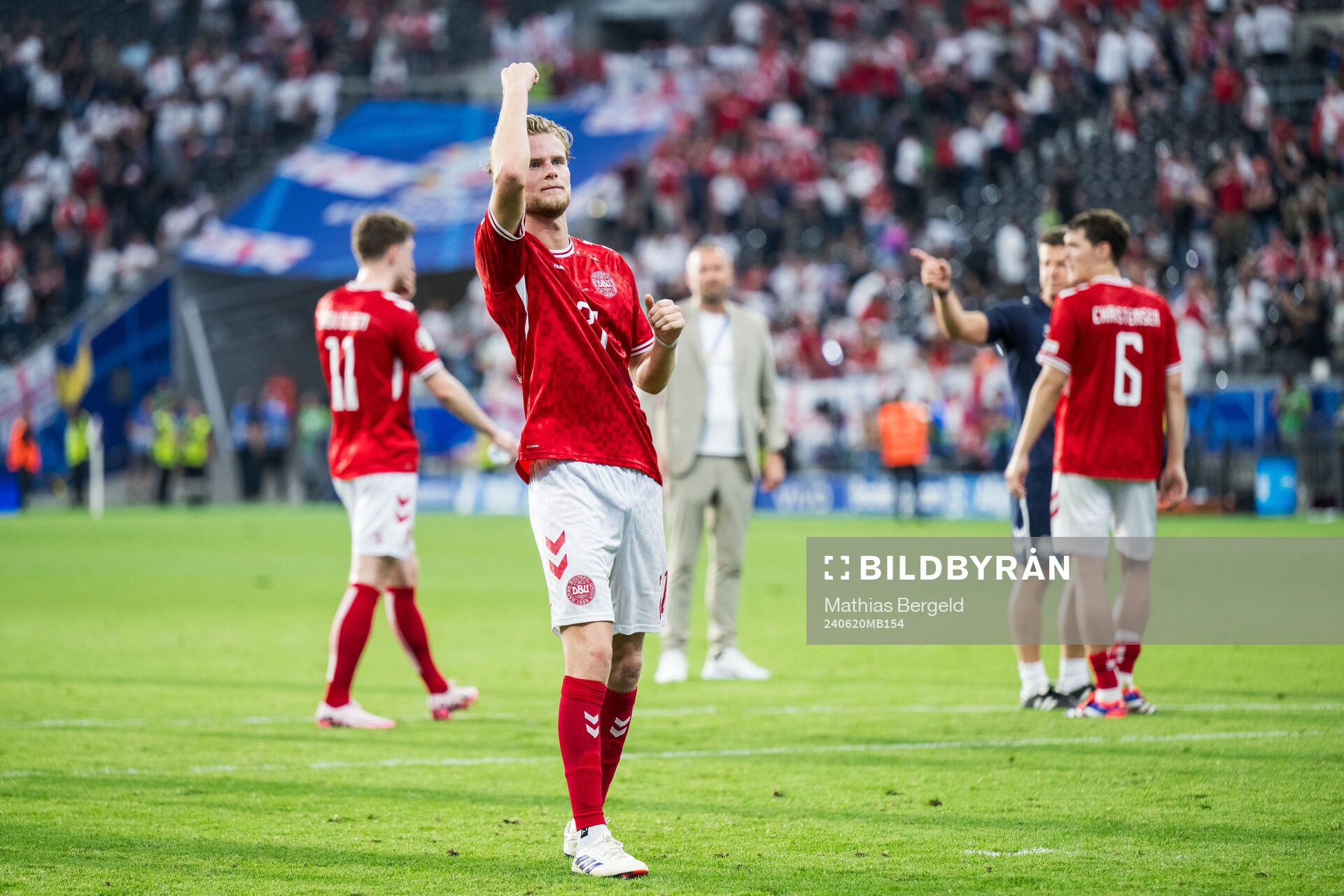 Morten Hjulmand of Denmark celebrates