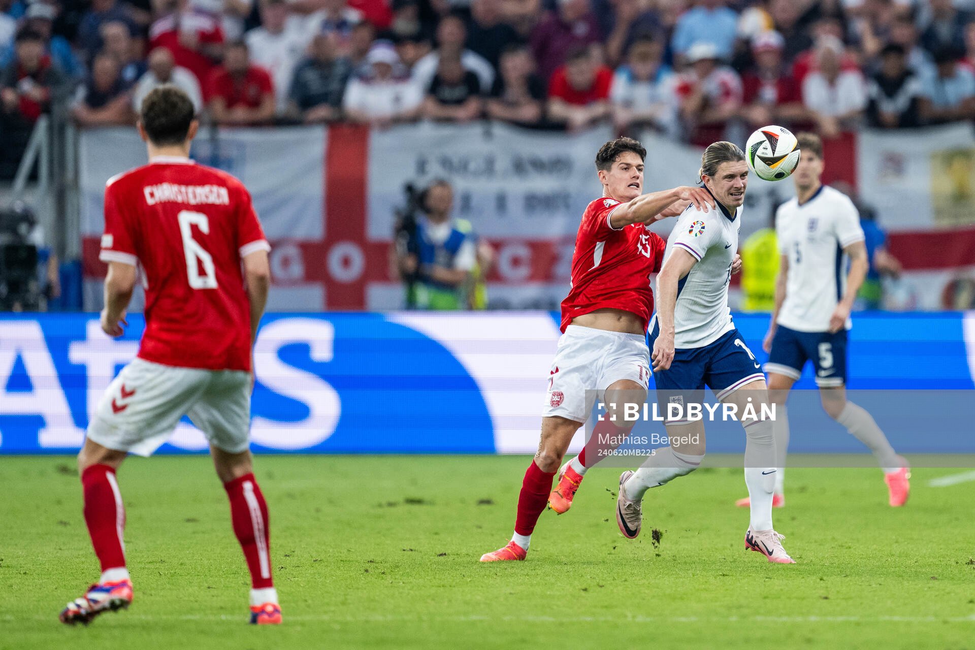 Christian Nørgaard of Denmark and Conor Gallagher of England during the UEFA Euro 2024 Football Championship match between Denmark and England on June 20, 2024 in Frankfurt.