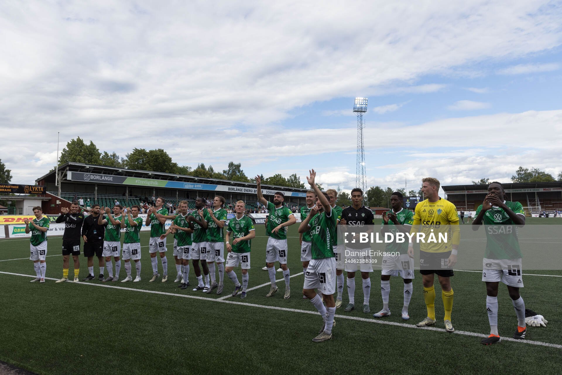 Brage spelarna jublar