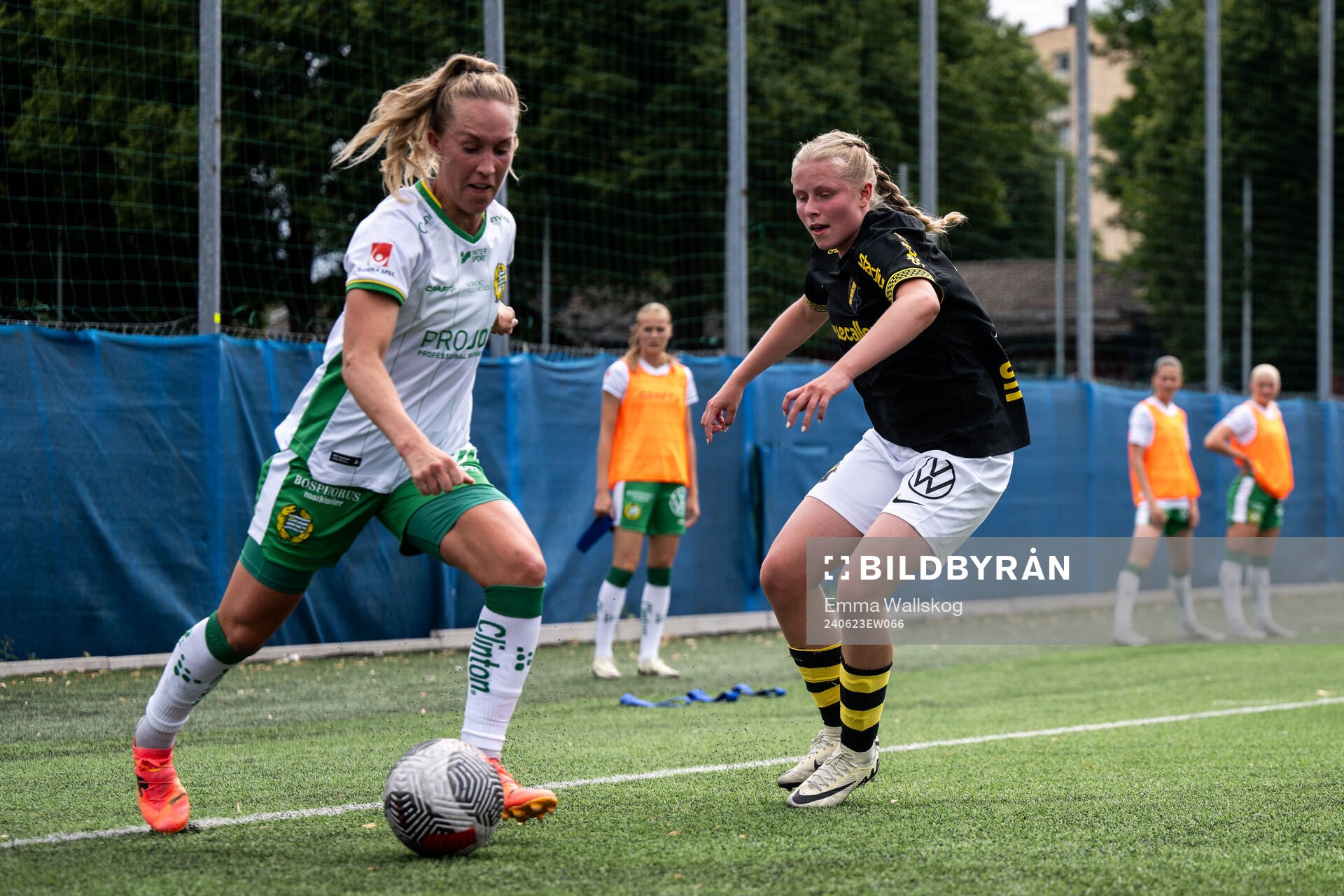 Hammarbys Julia Roddar och AIKs Nova Selin