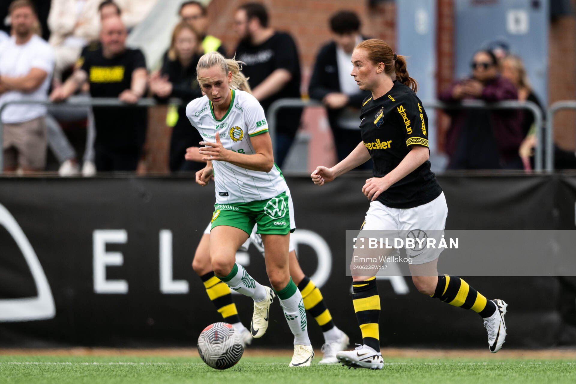 Hammarbys Ellen Wangerheim och AIKs Ella Reidy