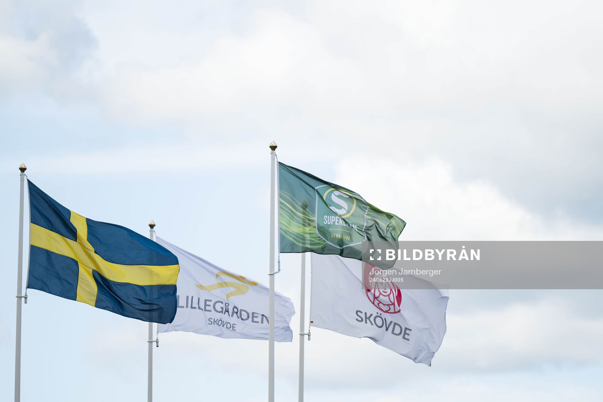 Flaggor på arenan