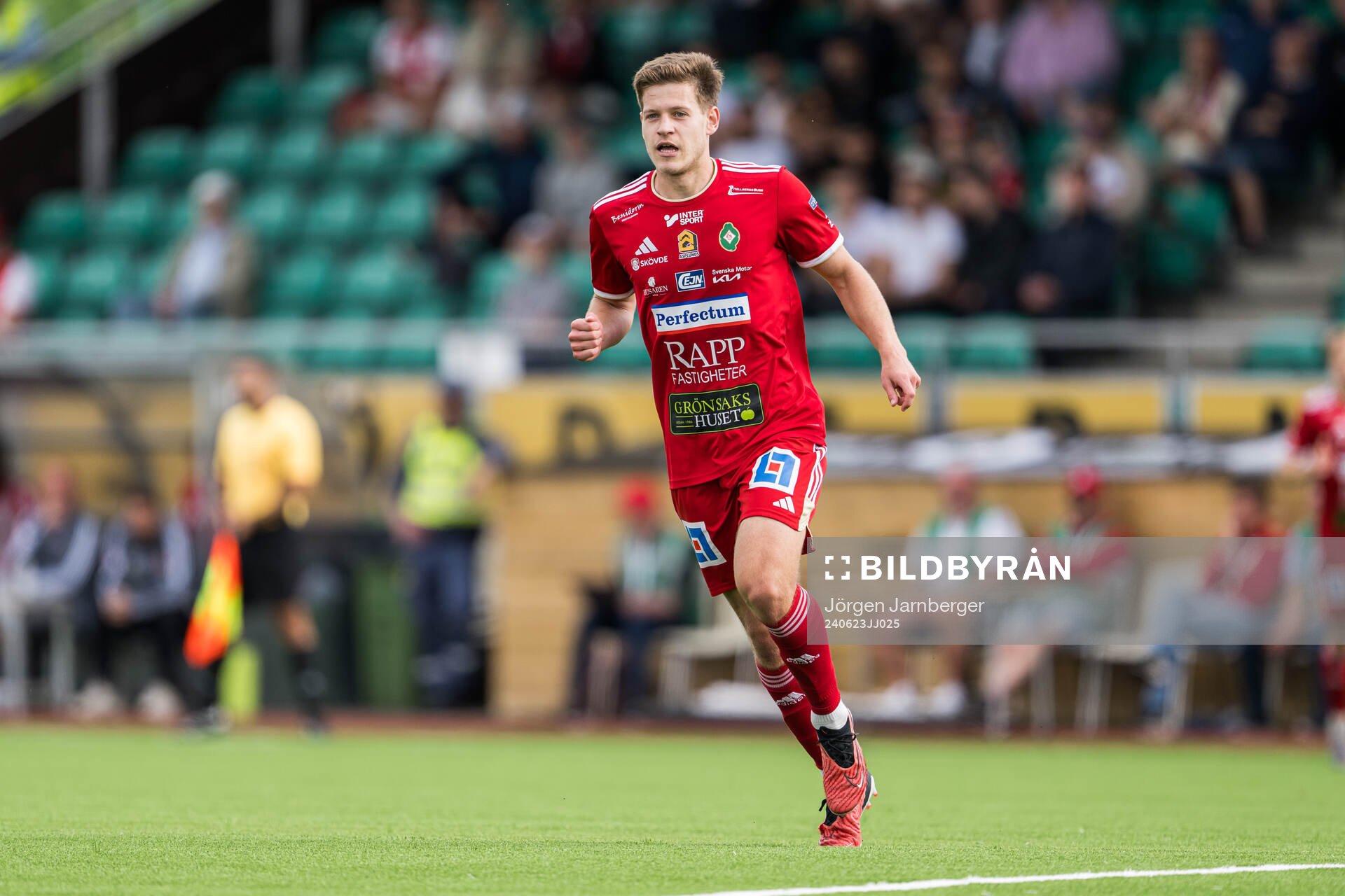 Skövde AIKs Žiga Ovsenek