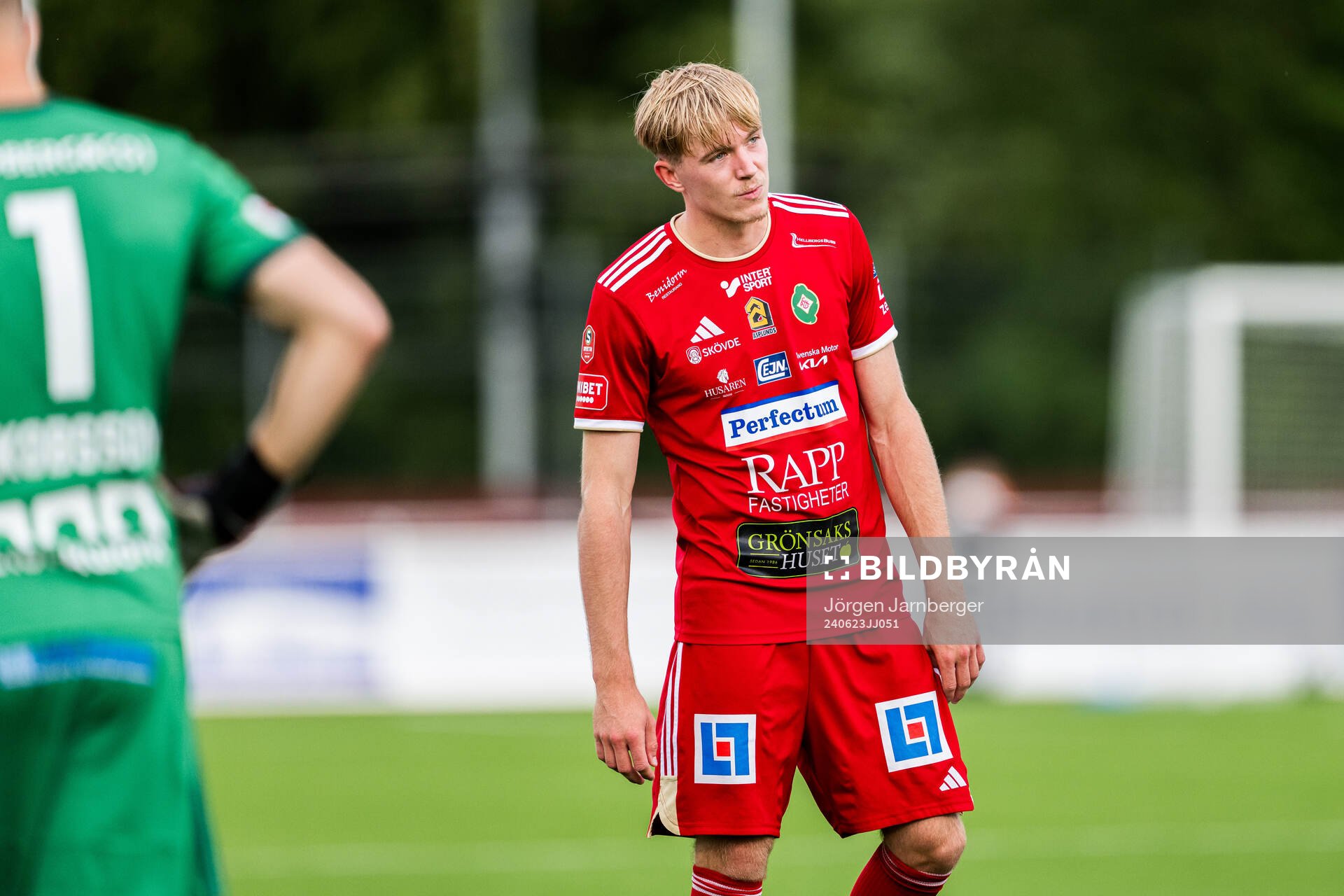 Skövde AIKs Emil Skillermo deppar