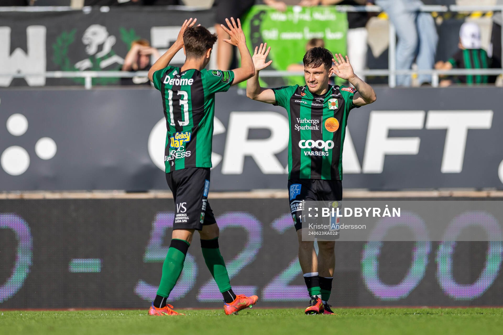 Varbergs Isak Bjerkebo och Olle Edlund jublar