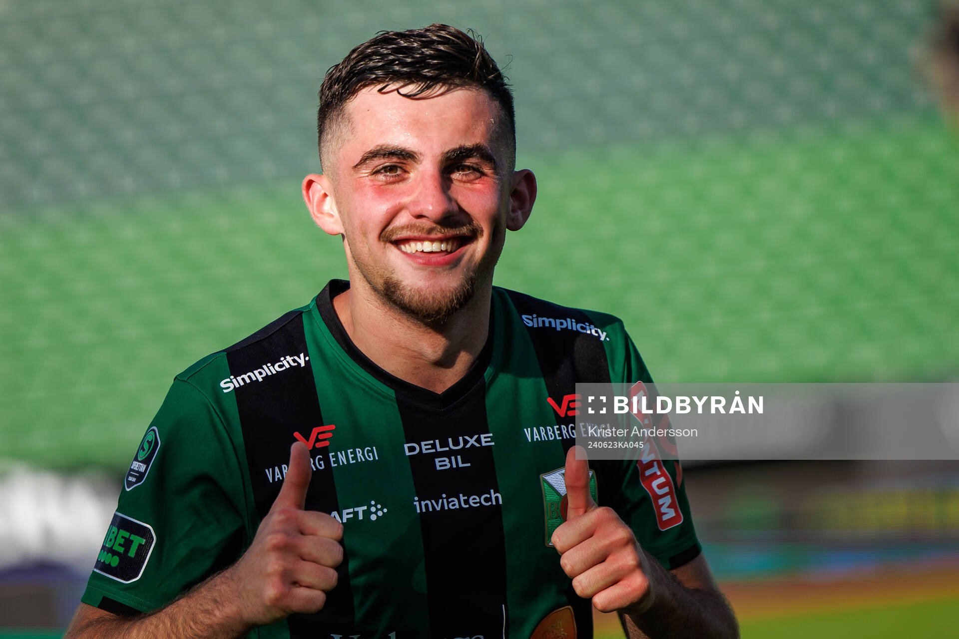 Varbergs Aulon Bitiqi jublar