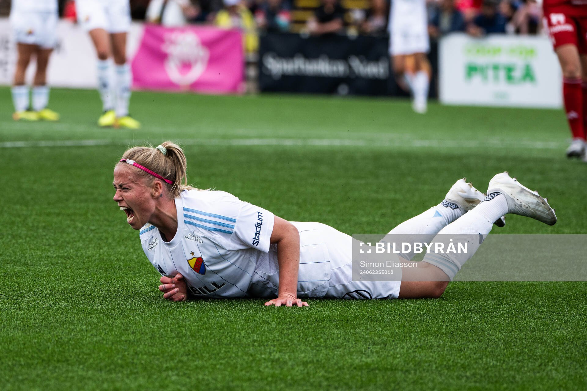 Djurgårdens Therese Åsland deppar