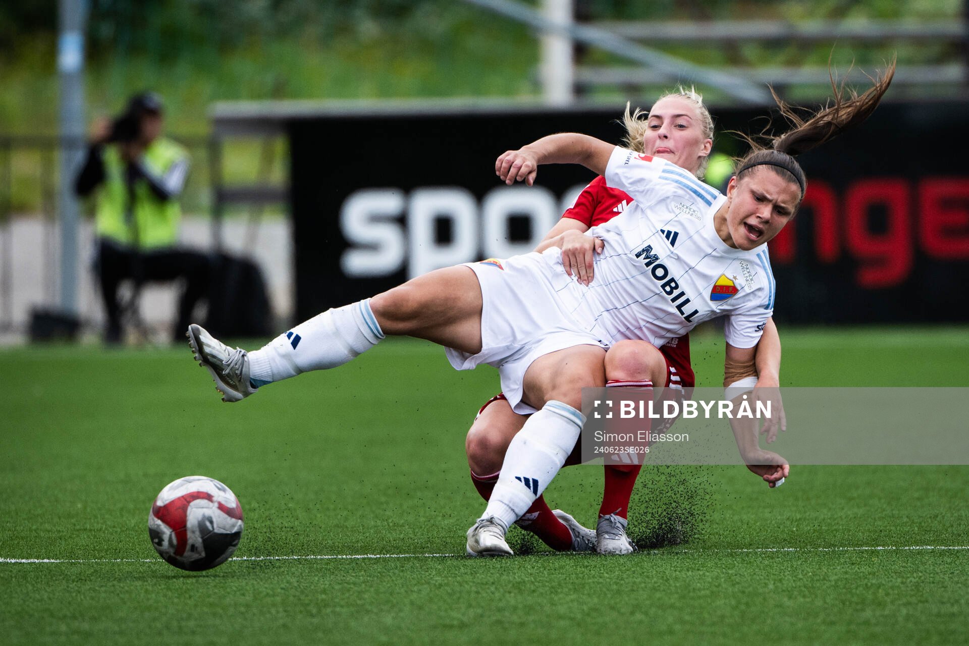 Piteås Emma Viklund och Djurgårdens Alexsandra Lobanova