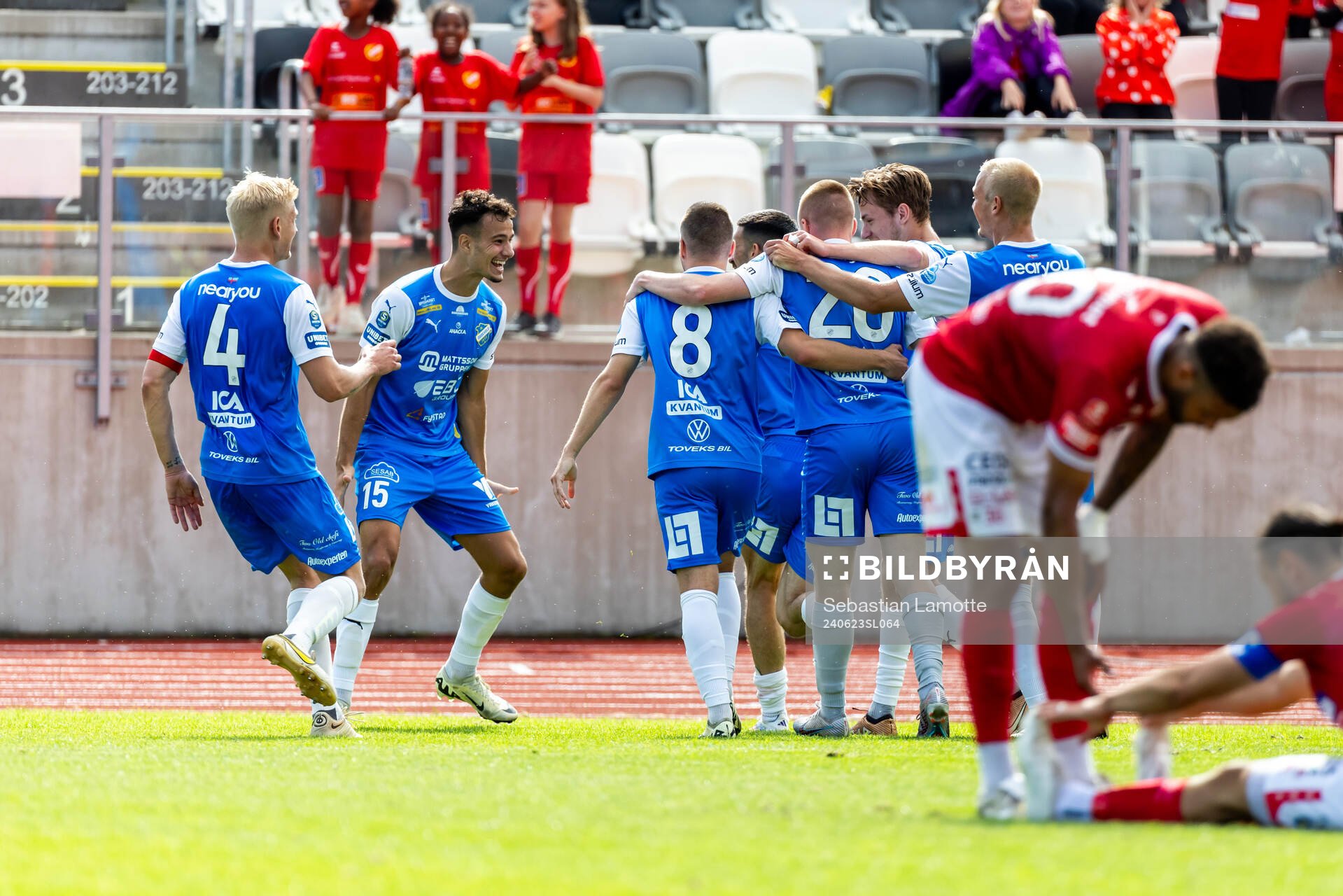 IK Oddevolds Daniel Krezic har gjort 1-1 och jublar