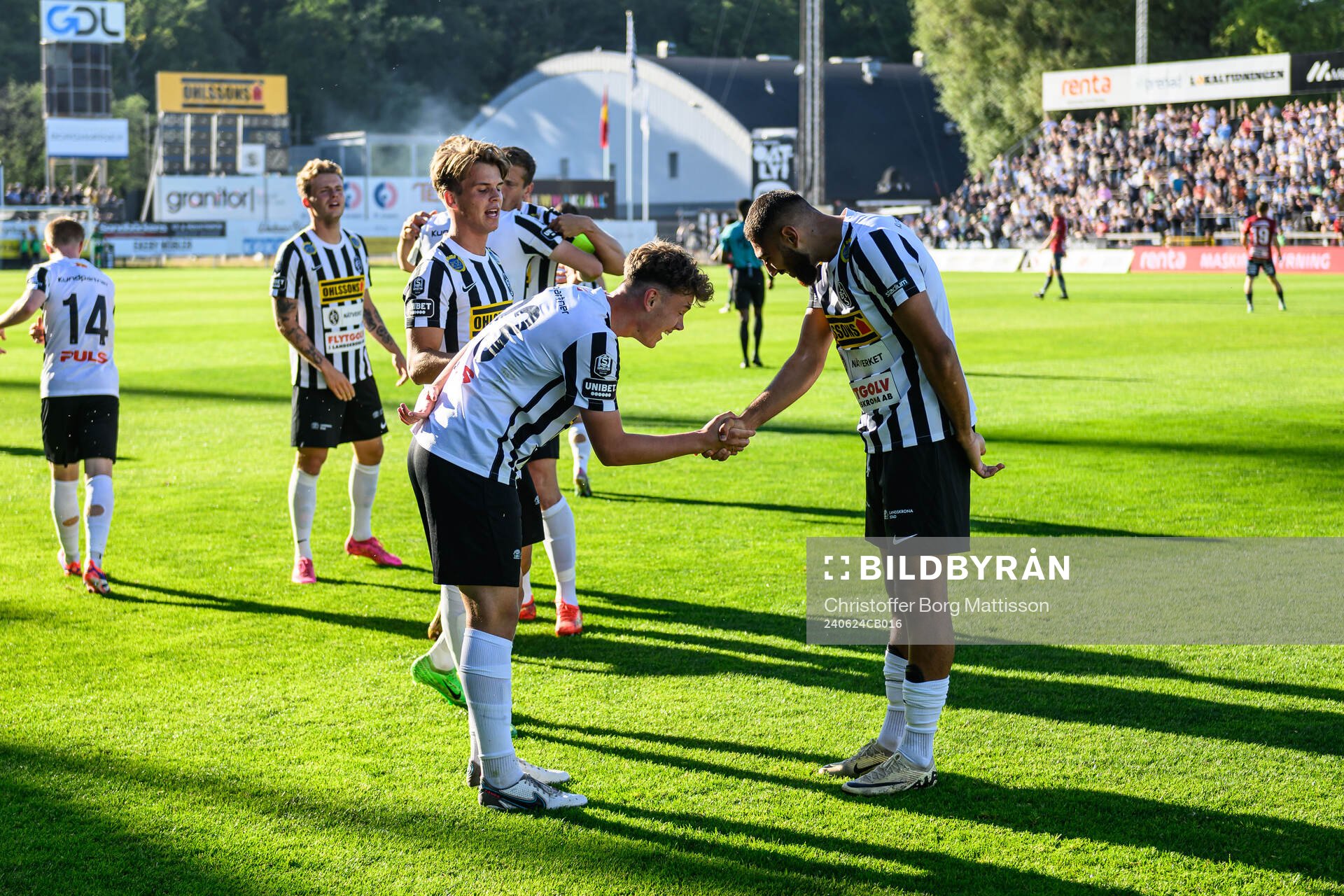 Landskronas Max Nilsson och Rassa Rahmani jublar
