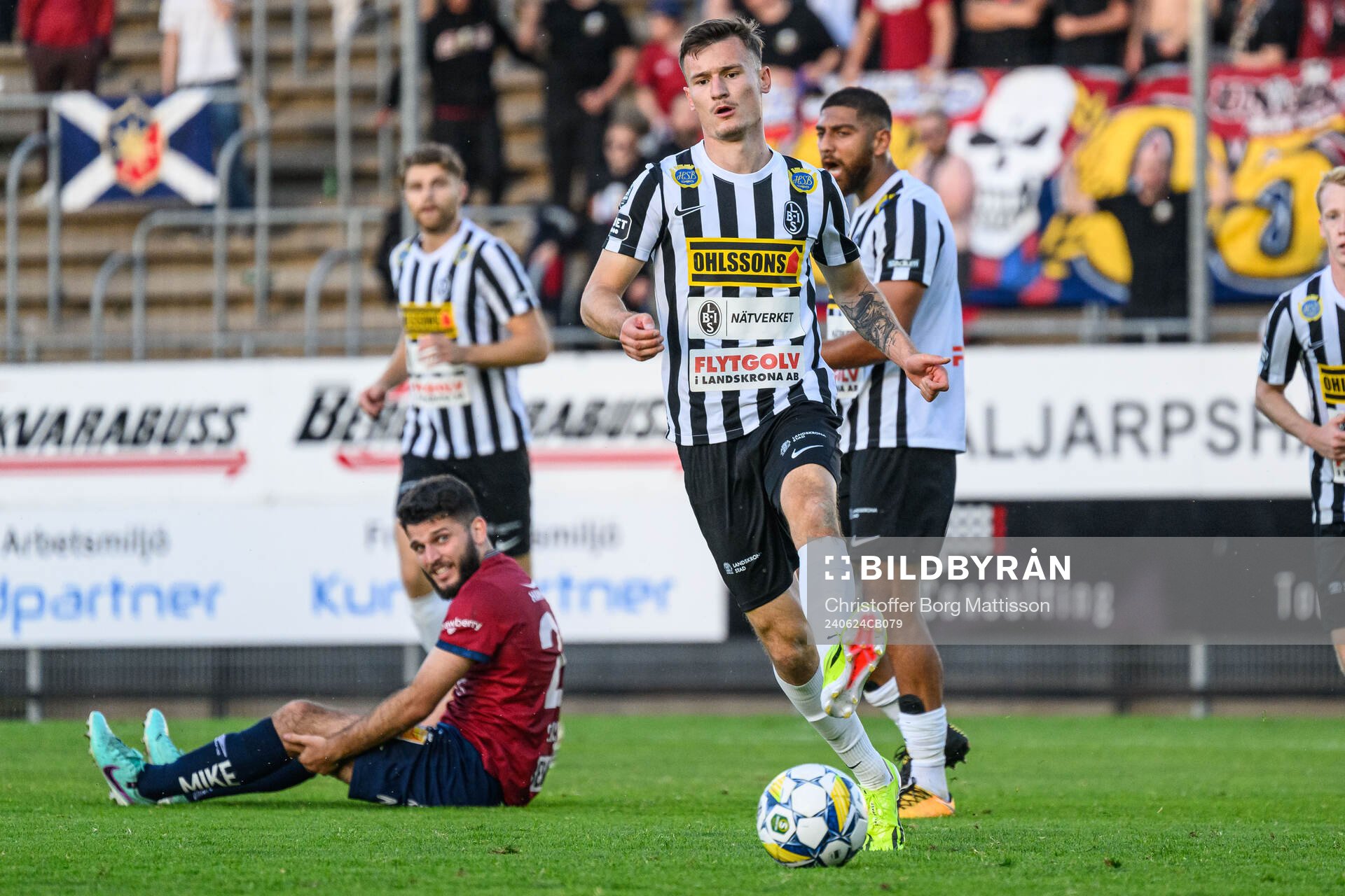 Örgrytes Edi Sylisufaj och Landskronas Robin Dzabic