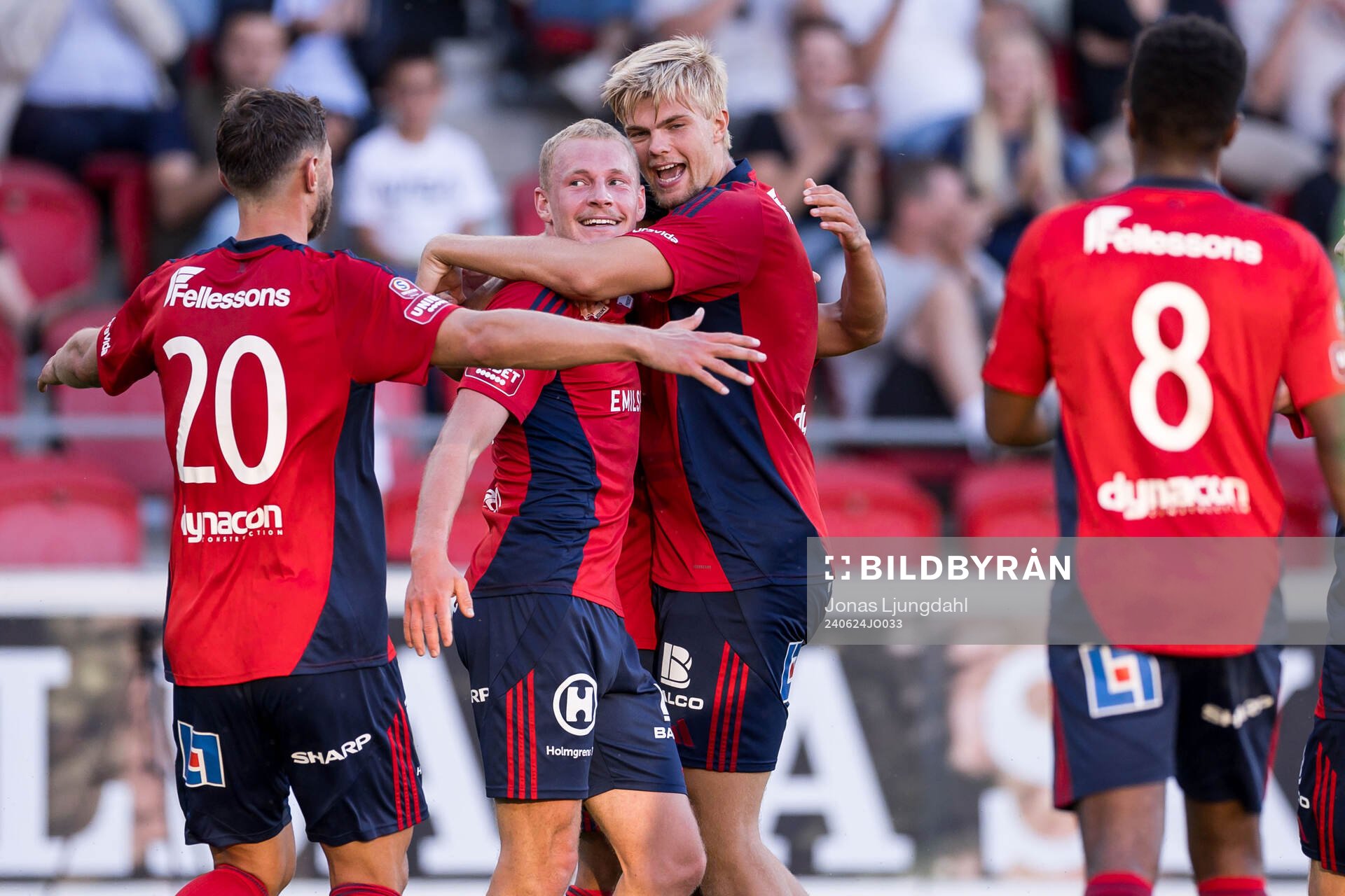 Östers Adam Bergmark Wiberg jublar