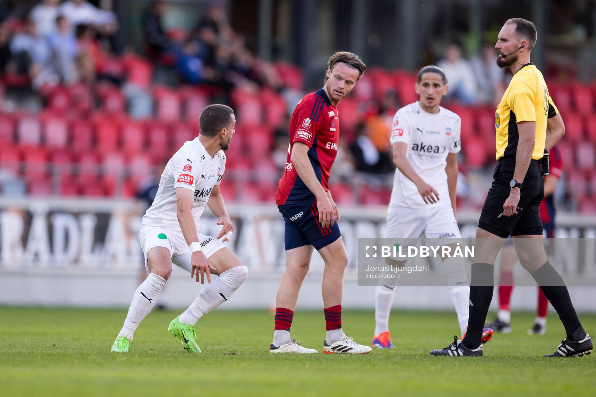 Helsingborgs Arian Kabashi och Östers Daniel Ljung