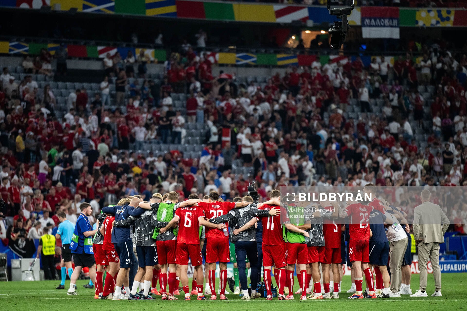 Players of Denmark gather