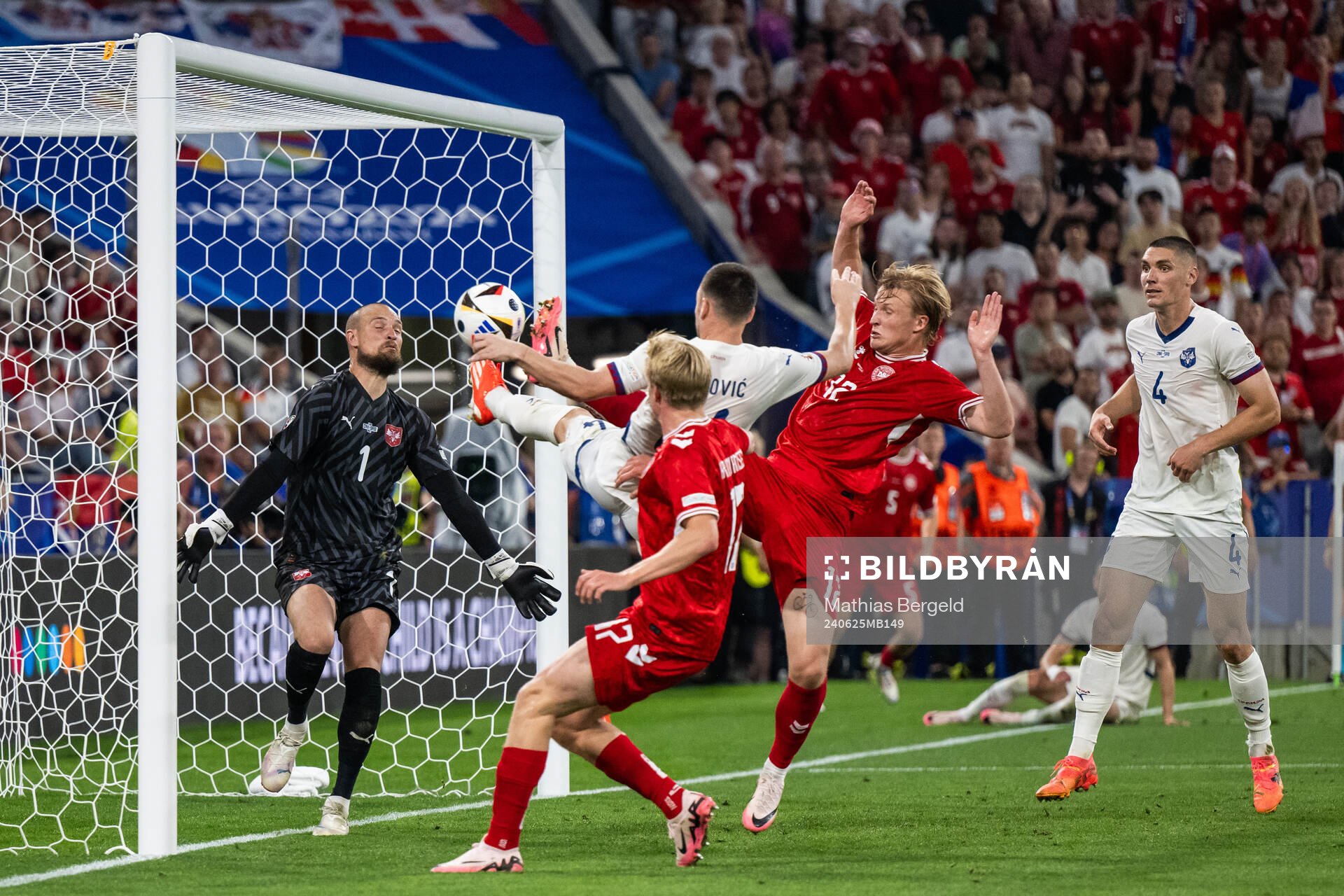 Goalkeeper Predrag Rajkovic and Nikola Milenkovic of Serbia