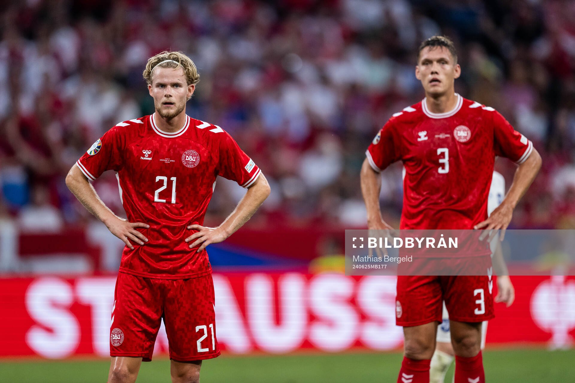 Morten Hjulmand and Jannik Vestergaard of Denmark
