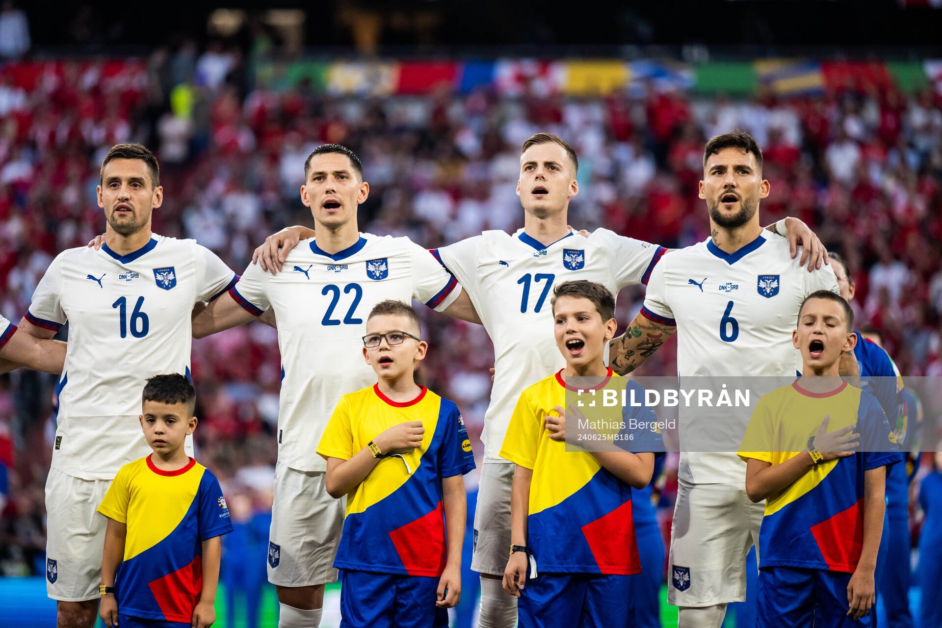 Srdan Mijailovic, Sasa Lukic, Ivan Ilic and Nemanja Gudelj