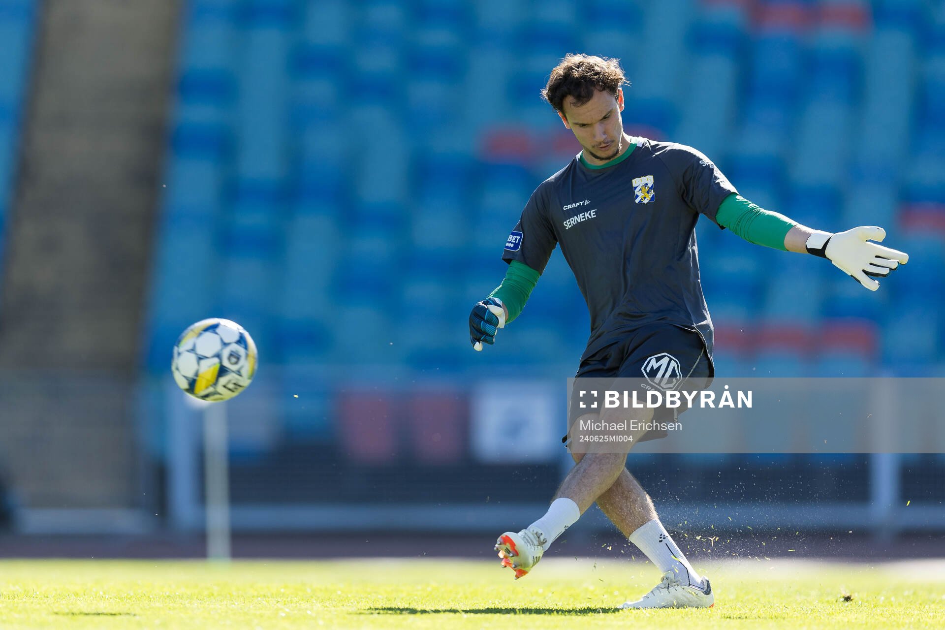 IFK Göteborgs målvakt Elis Bishesari