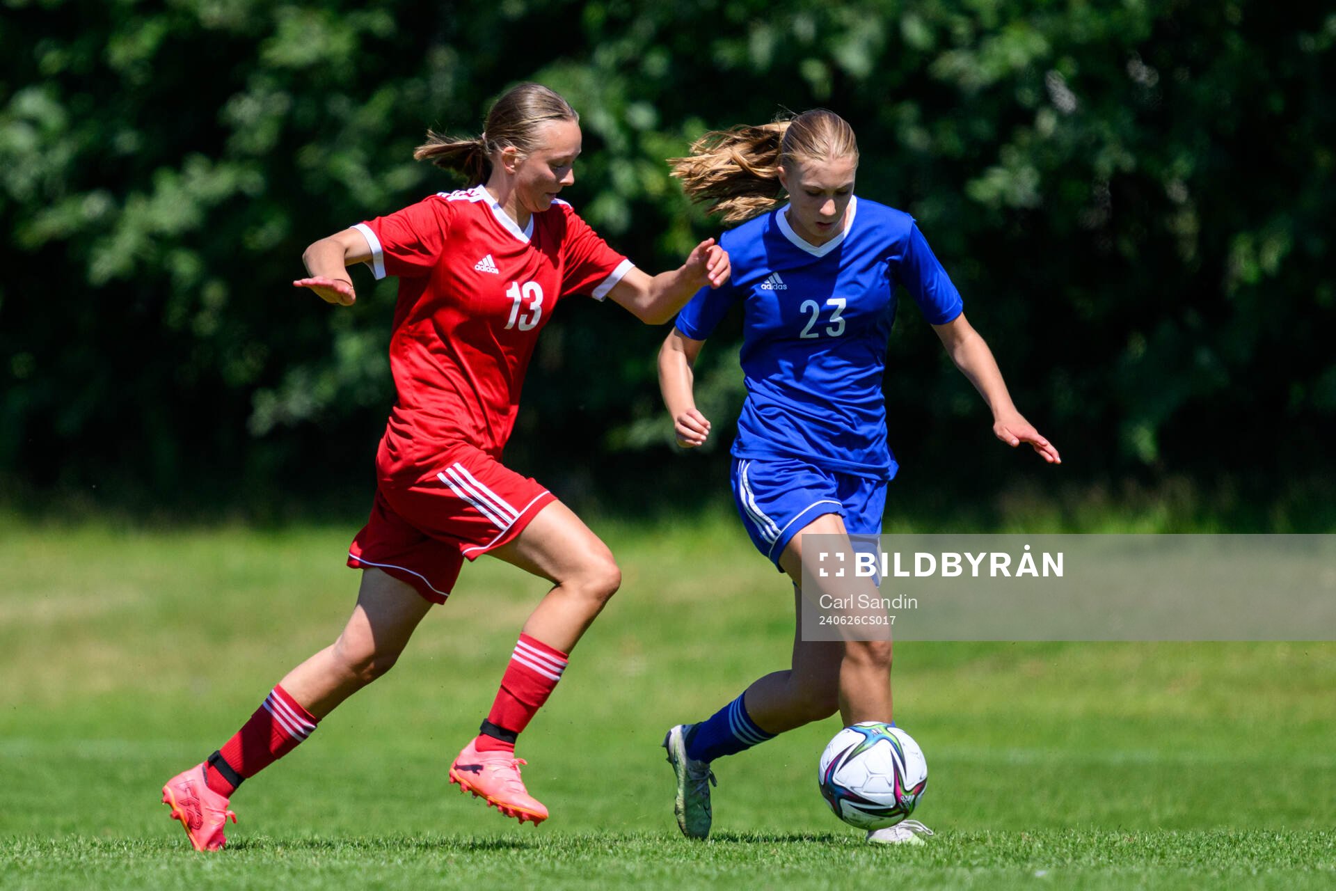 Elsa Lake, Selånger SK Fotboll och Felizia Nilsson,
