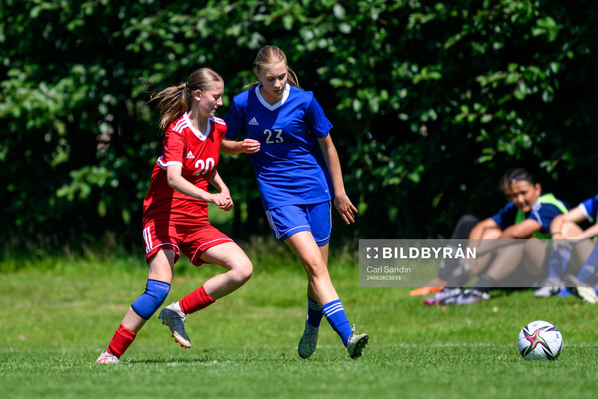 Lovis Åström, Selånger SK Fotboll och Felizia Nilsson