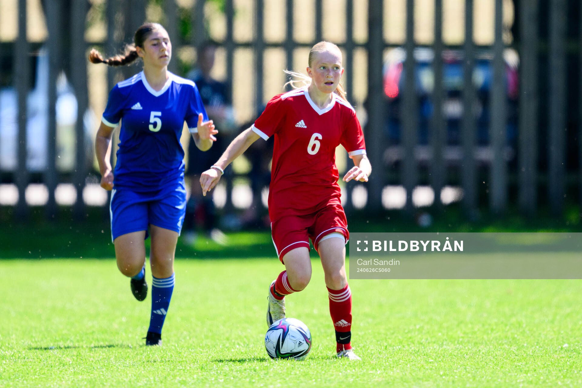 Isabelle Kashani, AIK FF och Alma Eklund, IFK Östersund