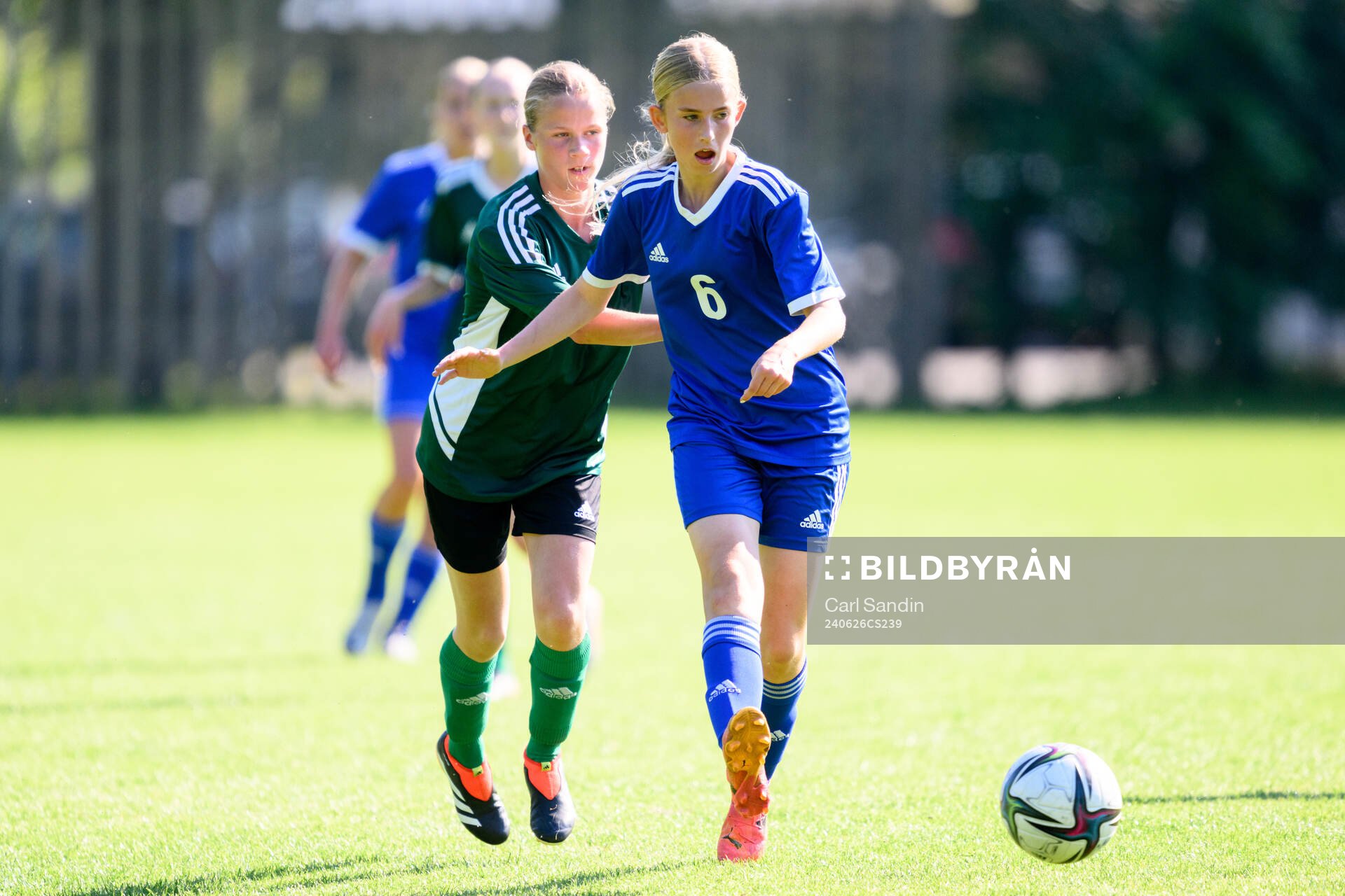 Nike Forslund, Sunnanå SK under en fotbollsmatch på SvFF:s riksläger för F15 den 26 juni 2023 i Halmstad. 
