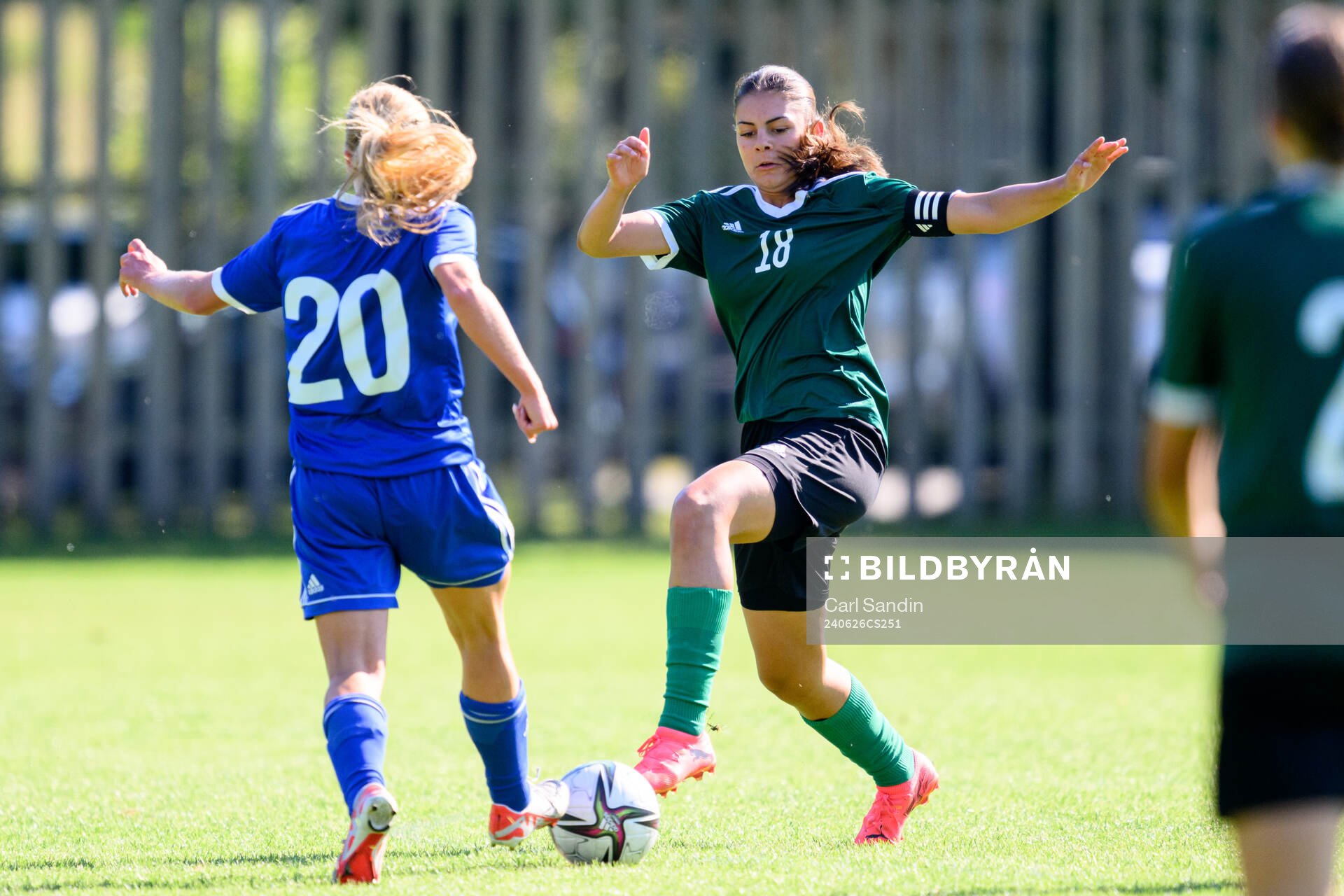 Lena Vieira, FC Rosengård under en fotbollsmatch på SvFF:s riksläger för F15 den 26 juni 2023 i Halmstad. 