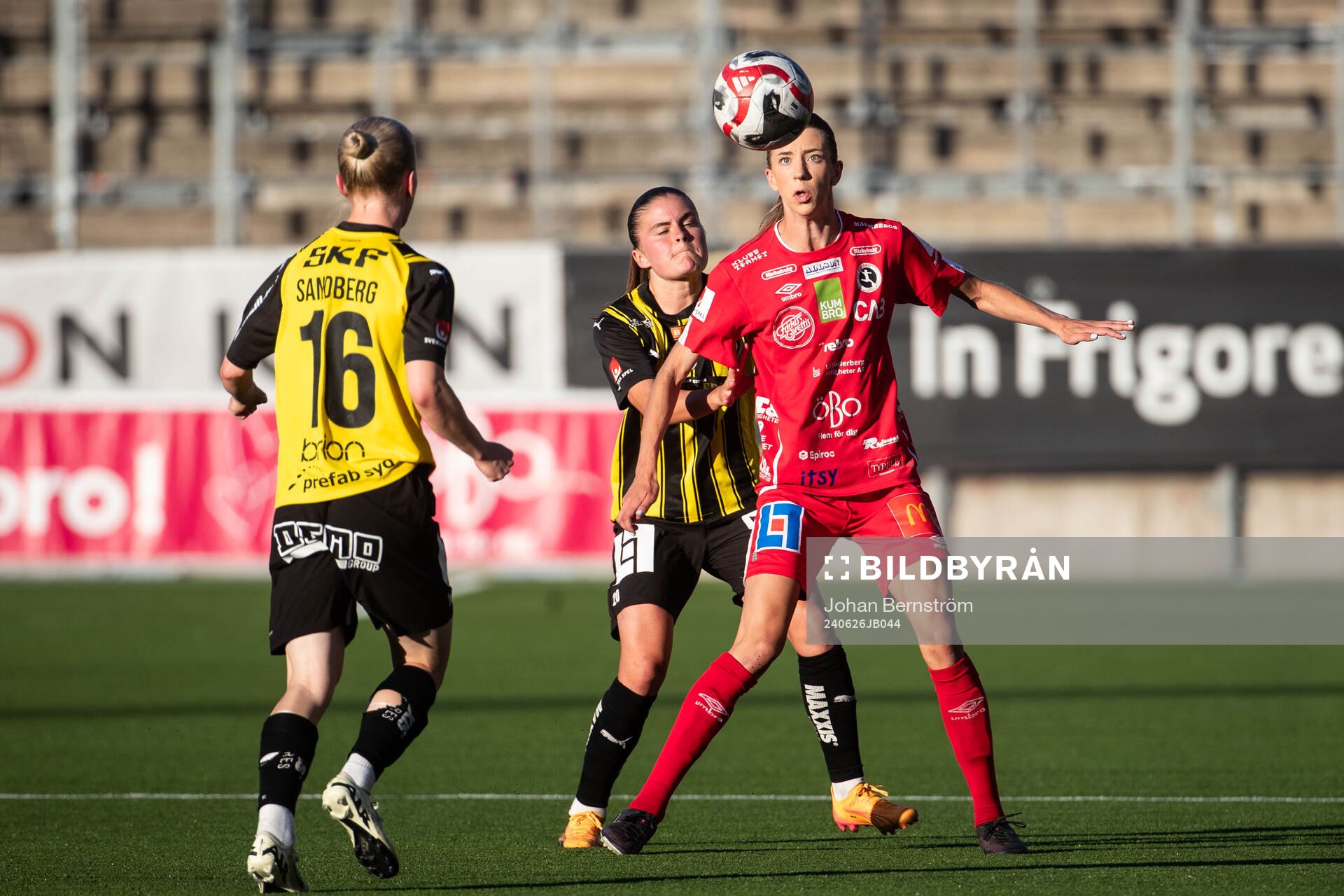 Häckens Hanna Wijk och KIF Örebros Wilma Öhman