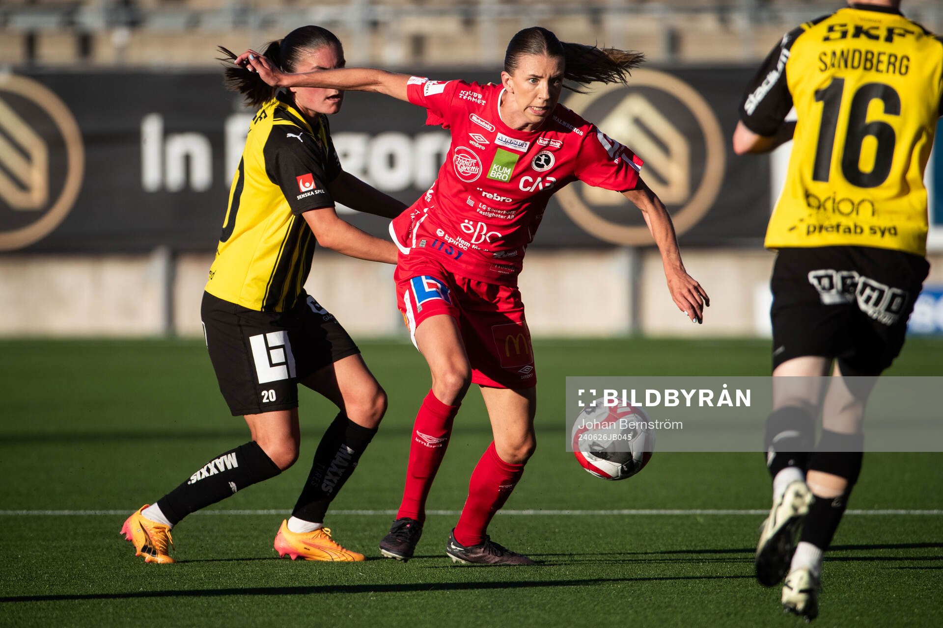 KIF Örebros Wilma Öhman under fotbollsmatchen i Damallsvenskan mellan KIF Örebro och Häcken den 26 juni 2024 i Örebro. 