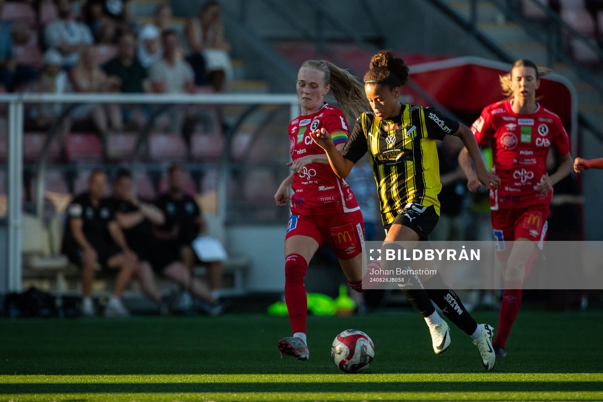 KIF Örebros Katla Maria Thordardottir Häckens Felicia
