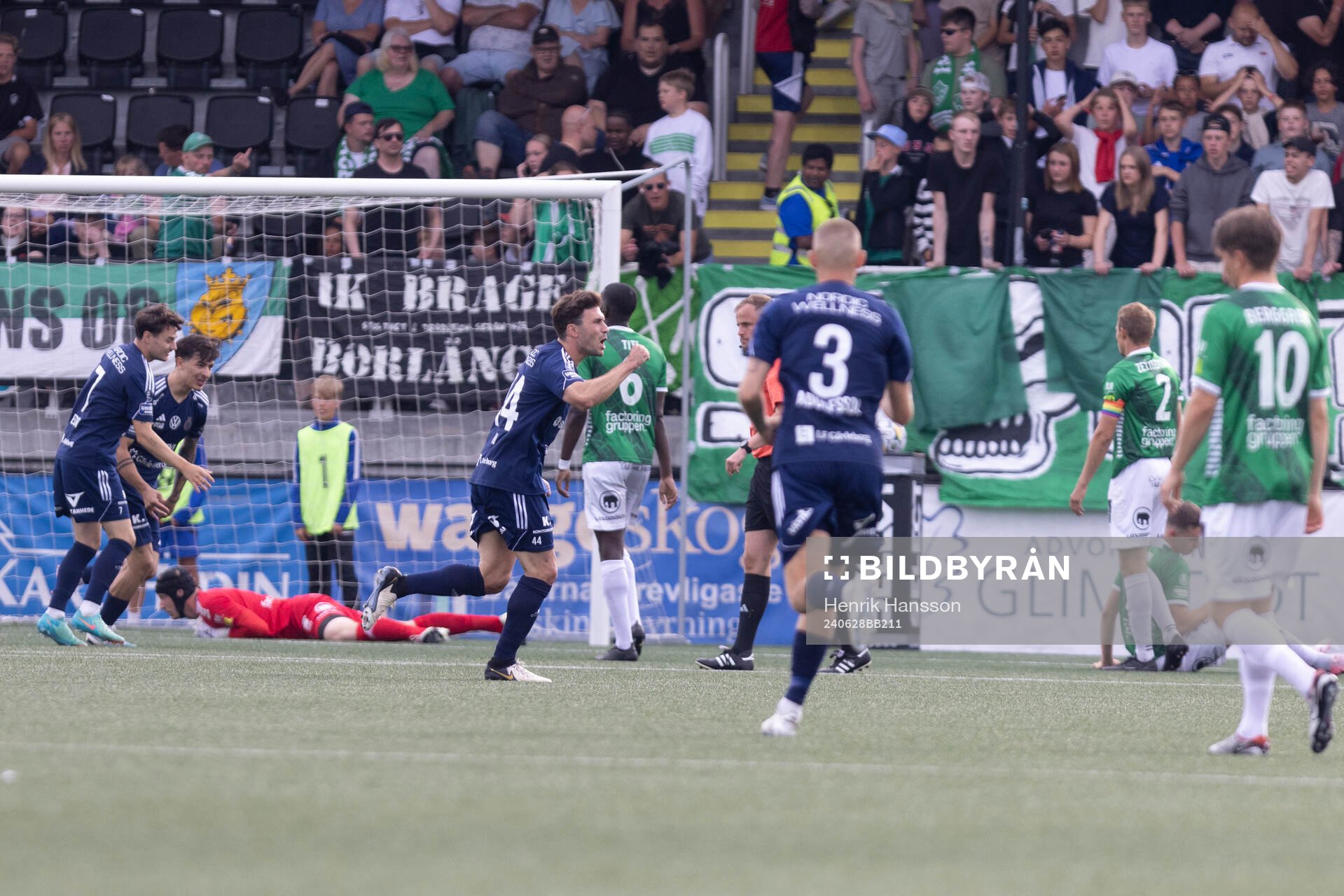 Gefles Sebastian Friman jublar under fotbollsmatchen i Superettan mellan Brage och Gefle den 28 juni 2024 i Borlänge. 