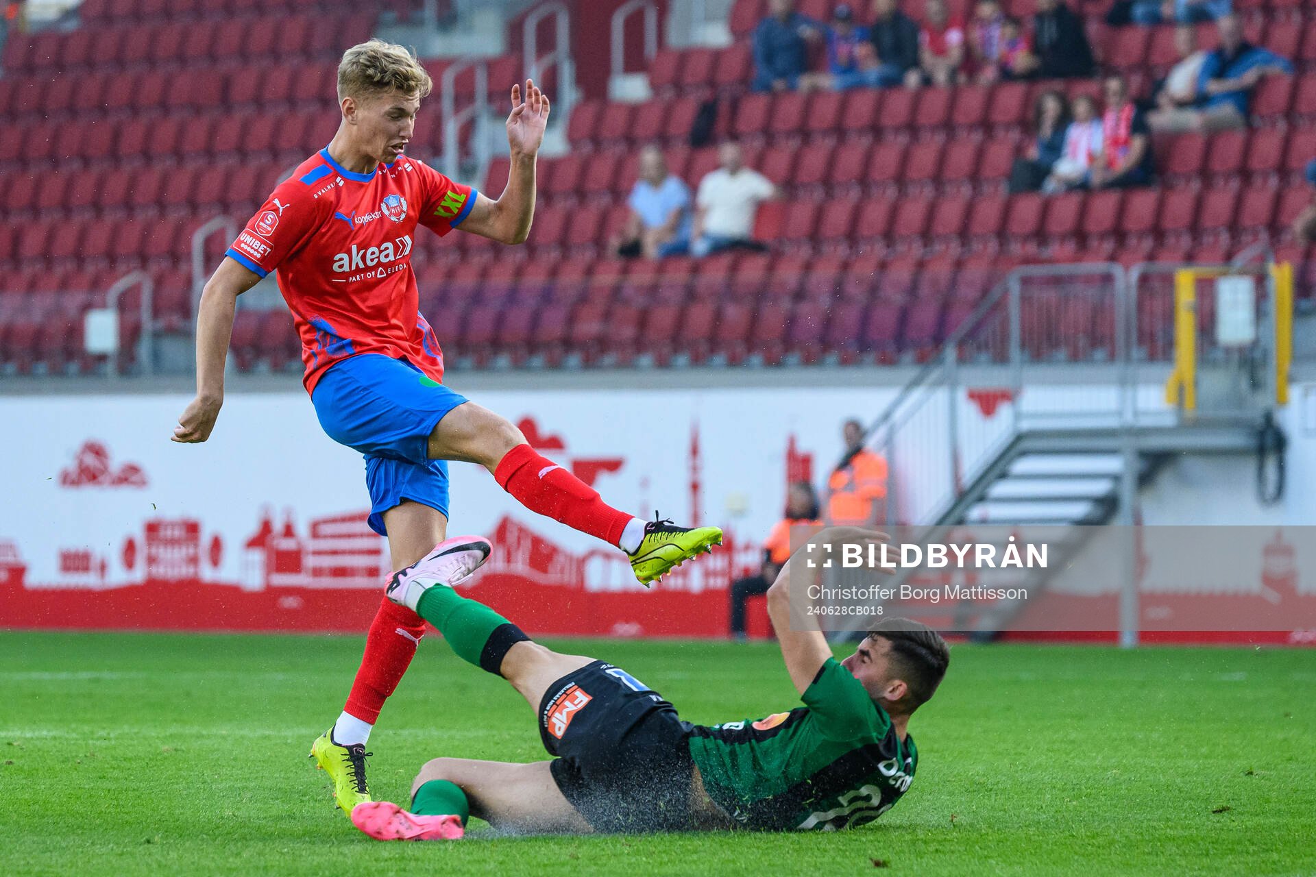 Helsingborgs Benjamin Örn och Varbergs Aulon Bitiqi