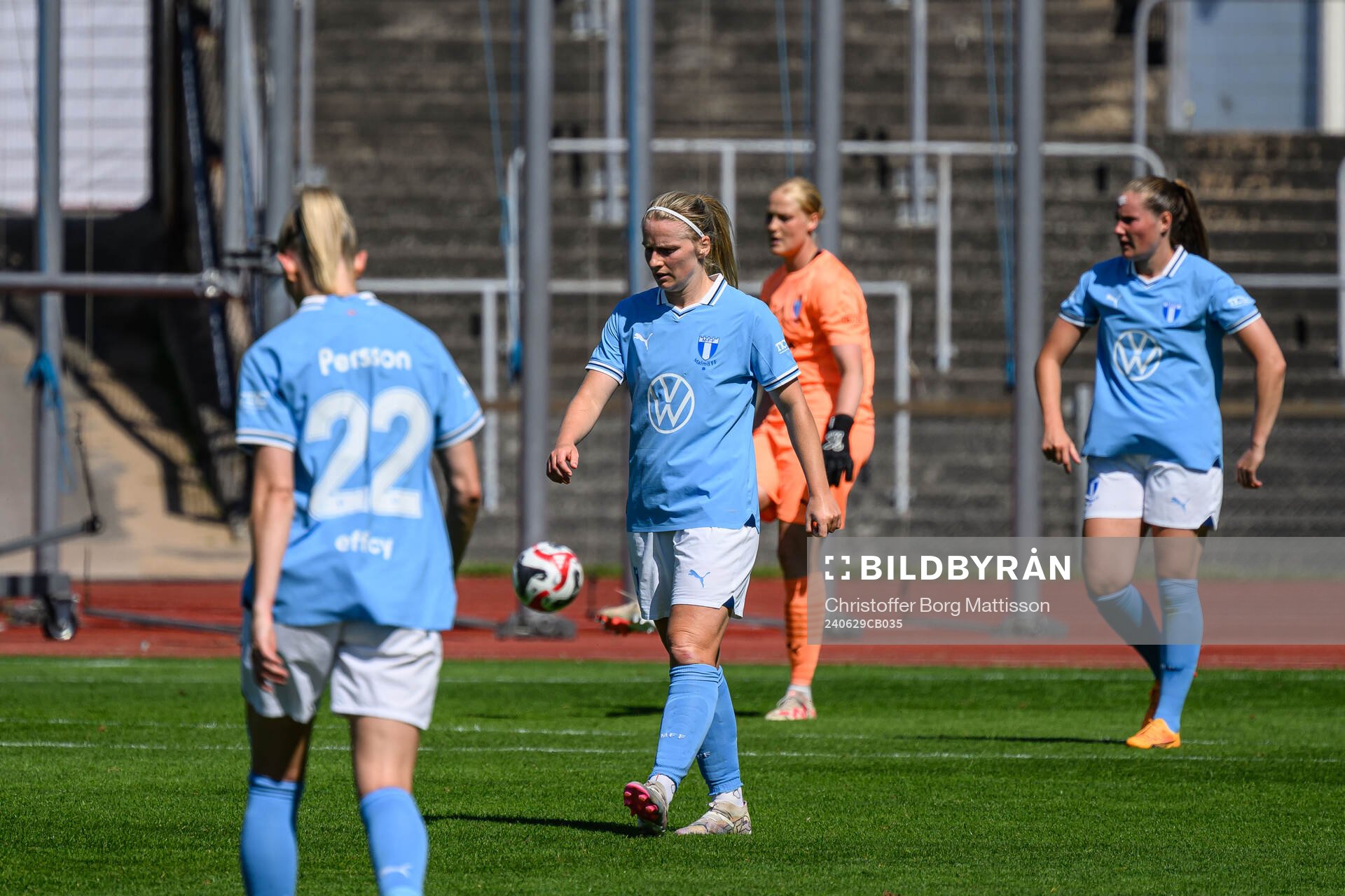 Malmö FFs Amanda Kander deppar