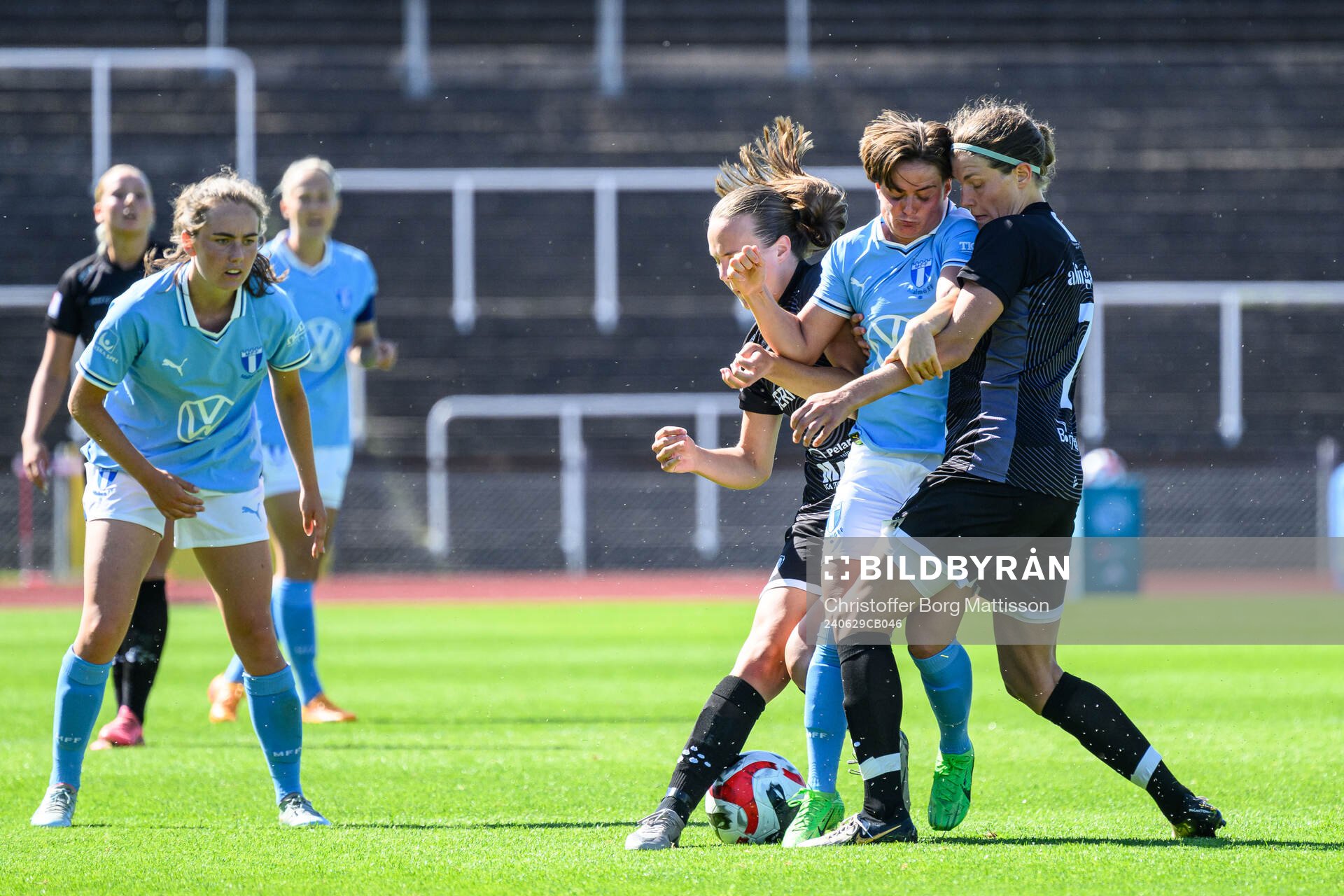 Malmö FFs Matilda Eriksson Kristell och Ema Paljevic