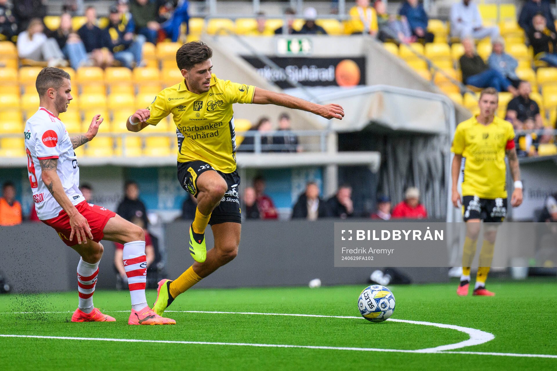 Fredrikstads Brage Skaret och Elfsborgs Besfort Zeneli