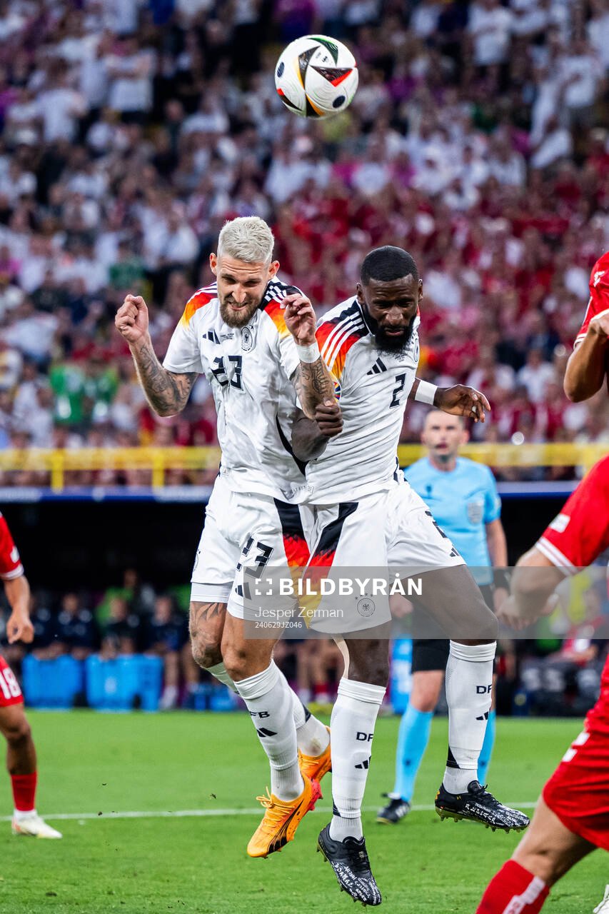 Robert Andrich and Antonio Ruediger of Germany