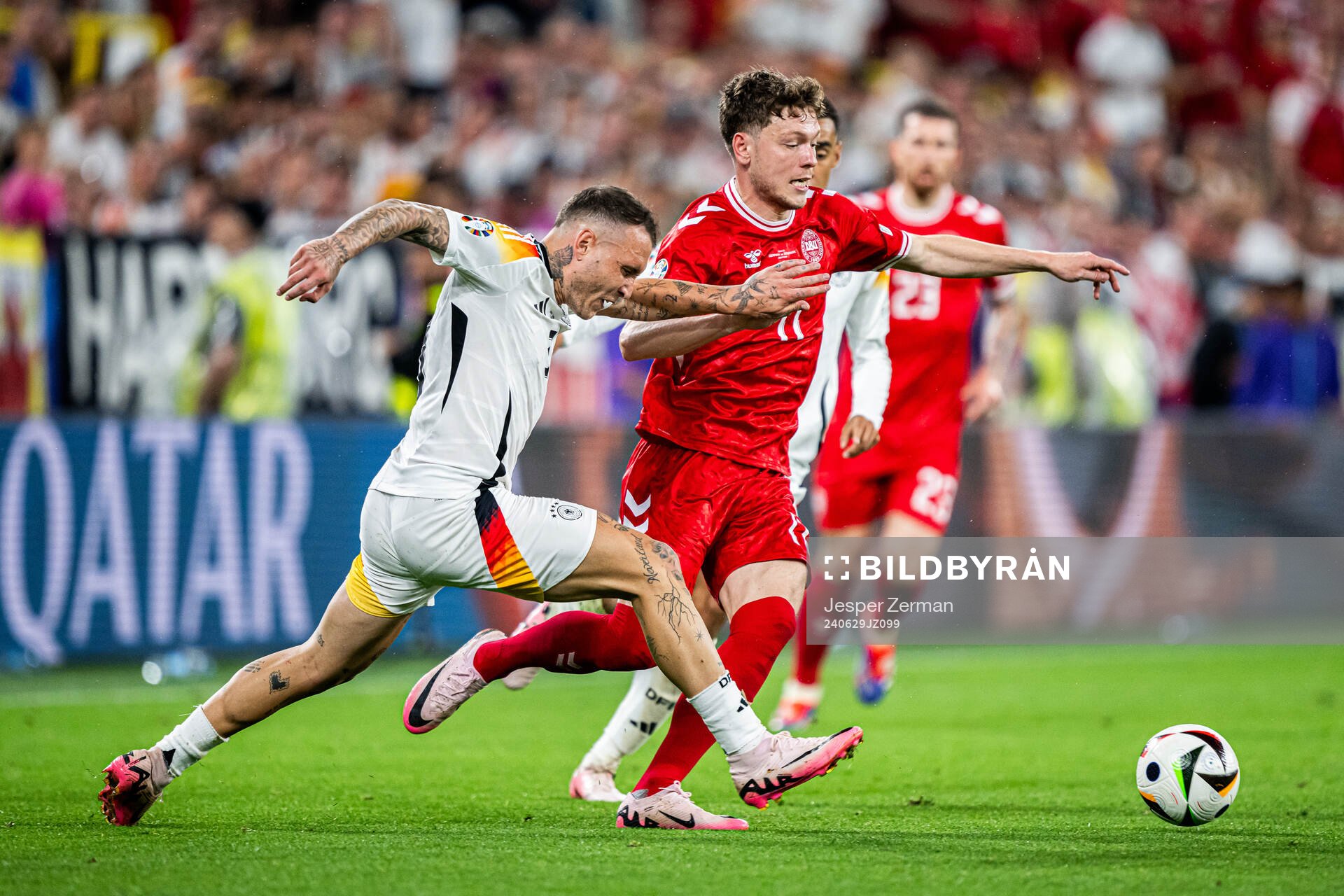 David Raum of Germany and Andreas Skov Olsen of Denmark
