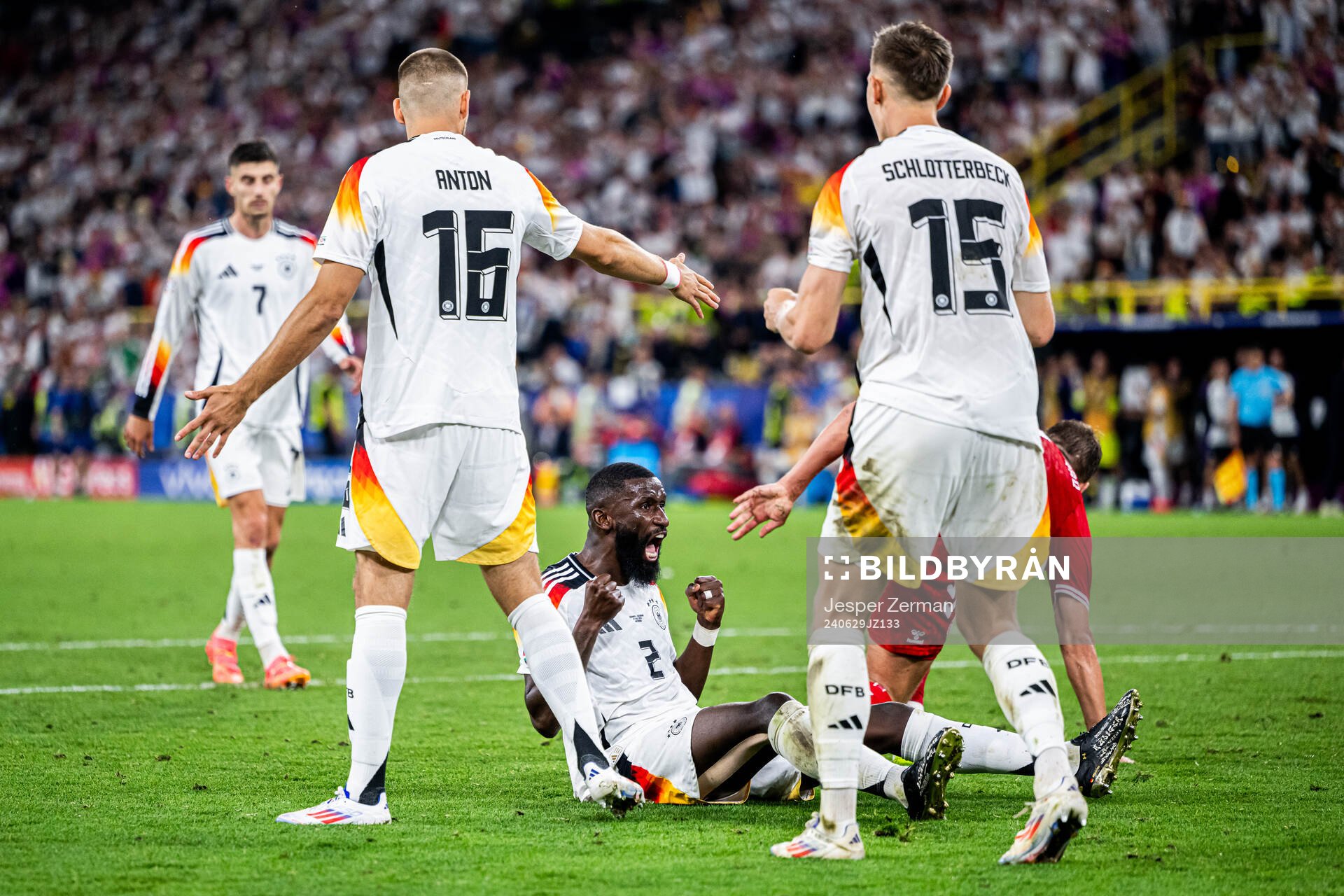 Antonio Ruediger of Germany celebrates