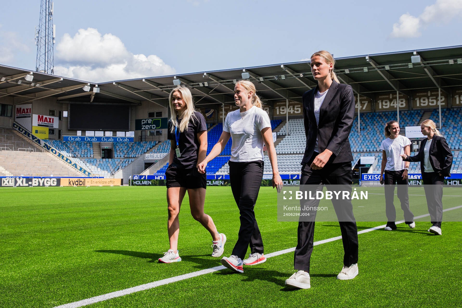 Hammarbys Julie Blakstad och Lykke Ihrfelt